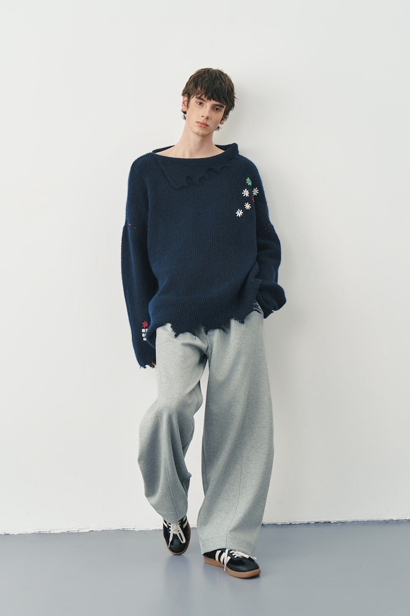 SAME FLOW Distressed Floral Embroidered Sweater