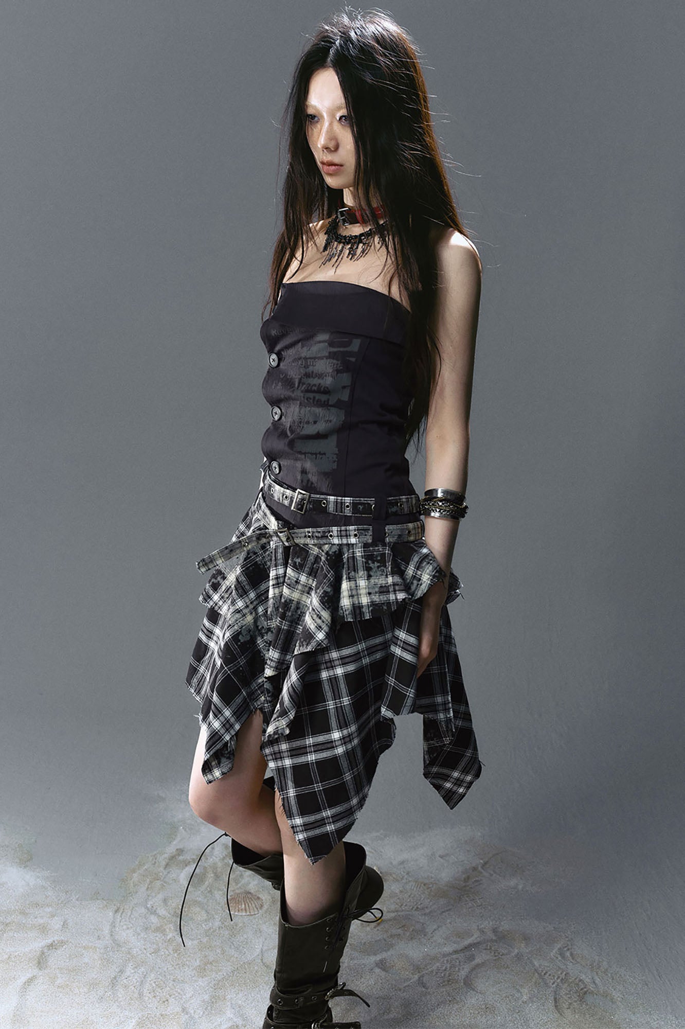 CESTNOUS Plaid Panel Graffiti Ruched Tube Dress