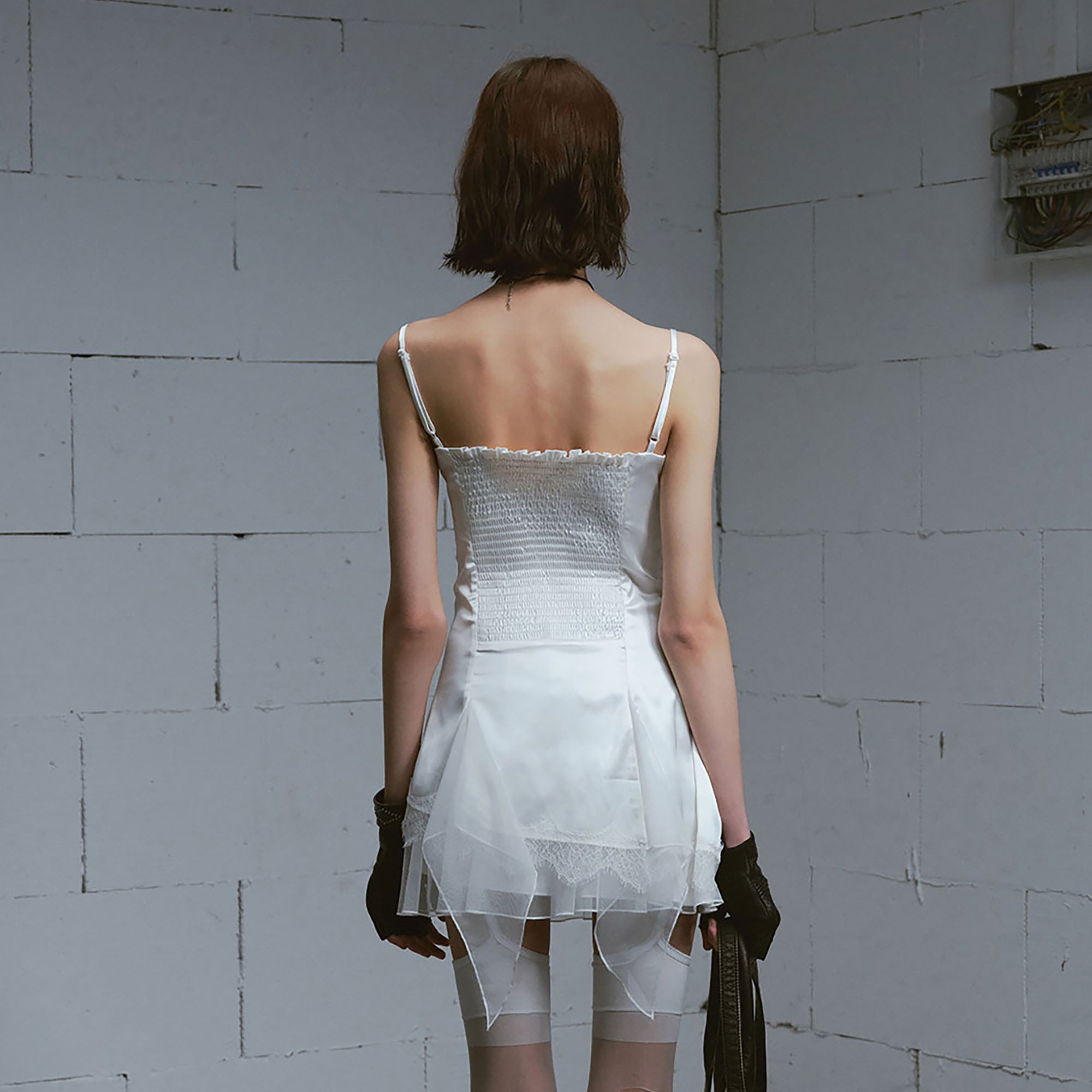 CESTNOUS Asymmetrical Lace Trim Graphic Slip Dress