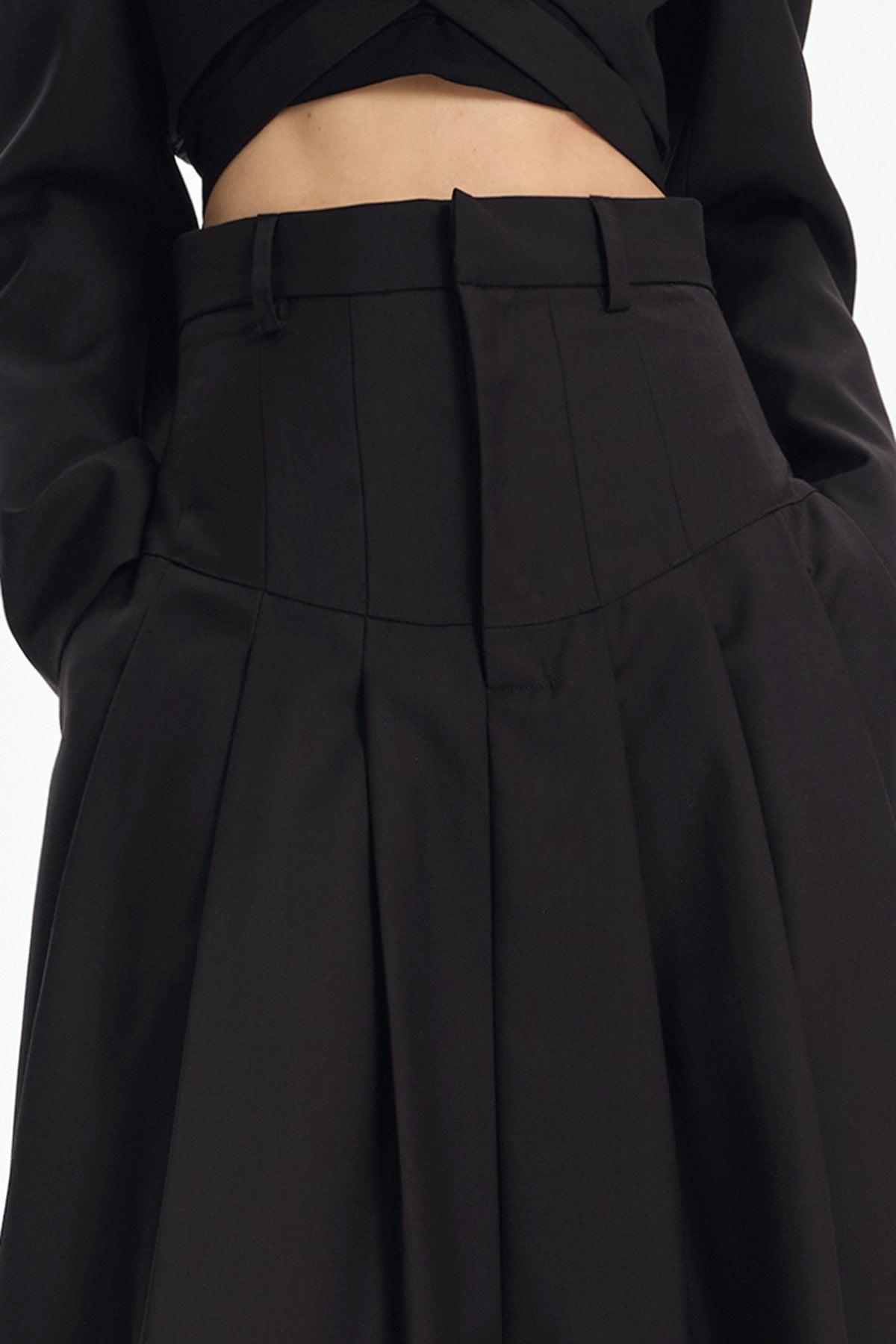 TINY IN STUDIO Oversized Belted Pleated Maxi Skirt
