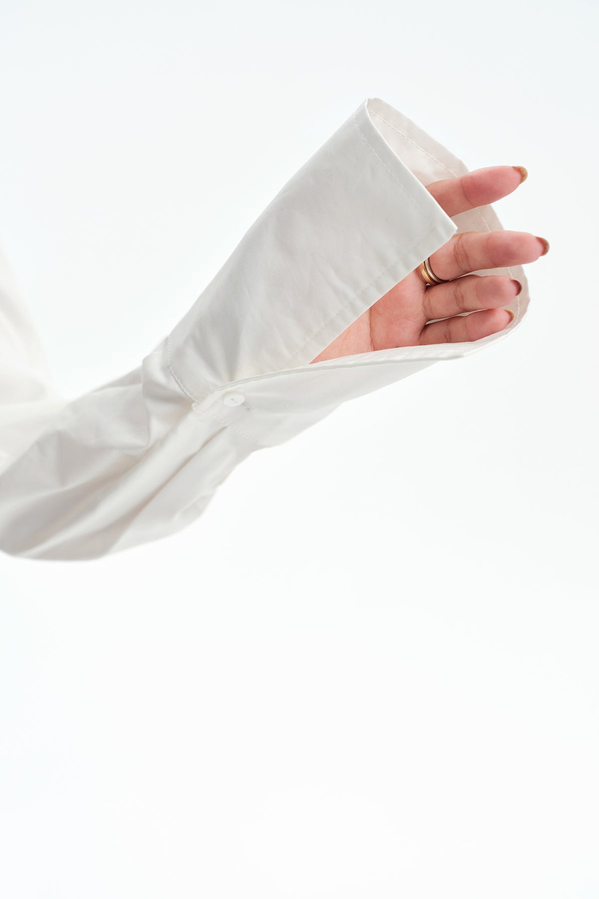 TINY IN STUDIO Asymmetrical Oversized-Sleeve Cropped Shirt