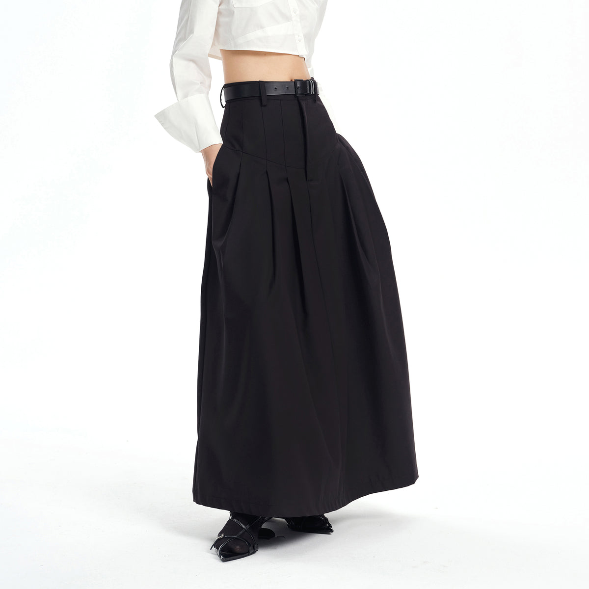 TINY IN STUDIO Oversized Belted Pleated Maxi Skirt