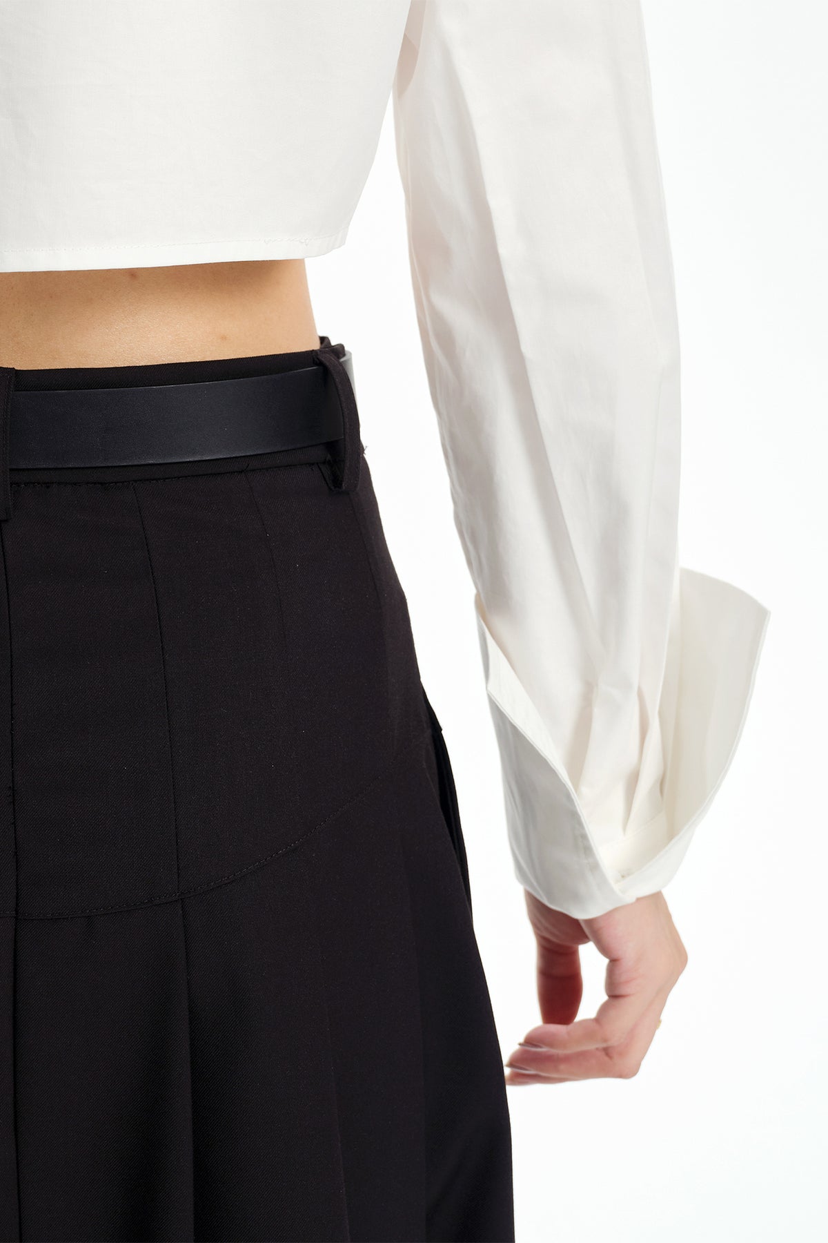 TINY IN STUDIO Asymmetrical Oversized-Sleeve Cropped Shirt