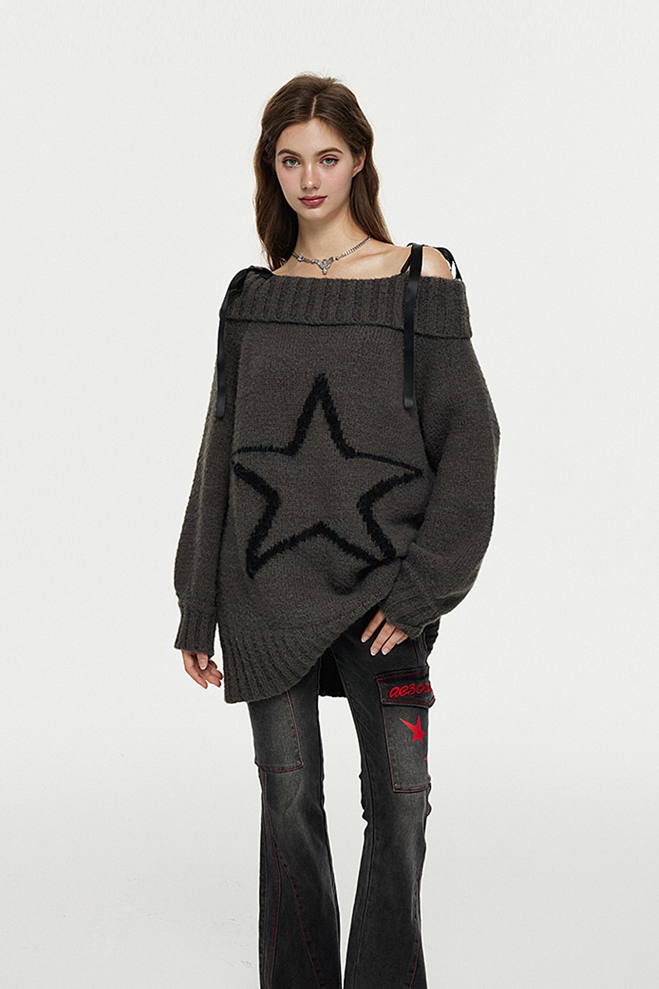 AE30 SAINT Star Jacquard Off-Shoulder Oversized Sweater