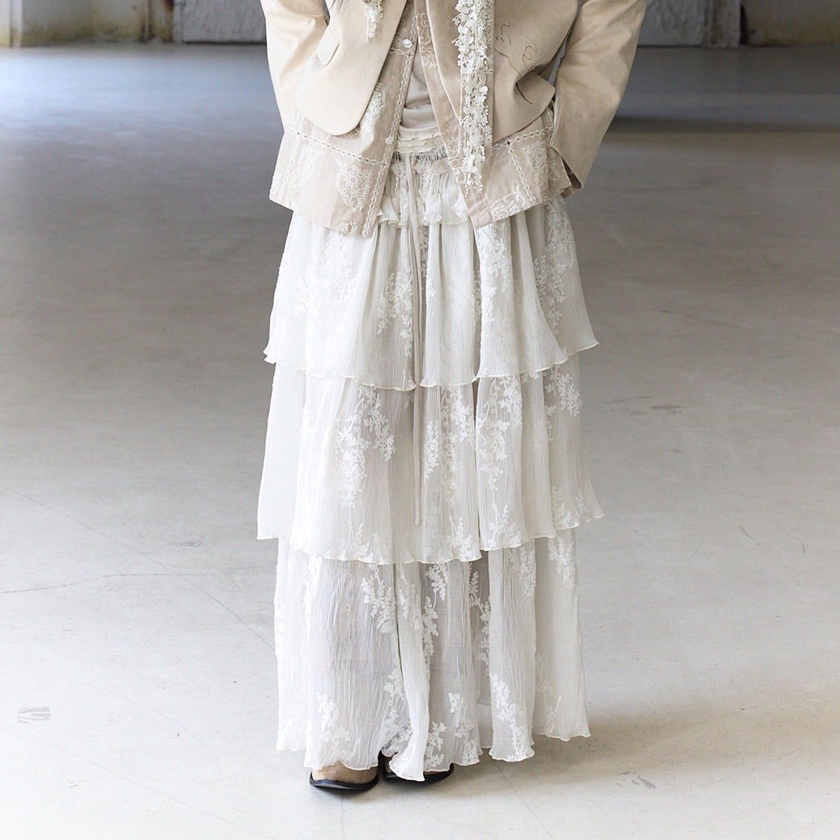 CHANGGUANG YUANZI Lace Embroidered Pleated Layered Maxi Skirt
