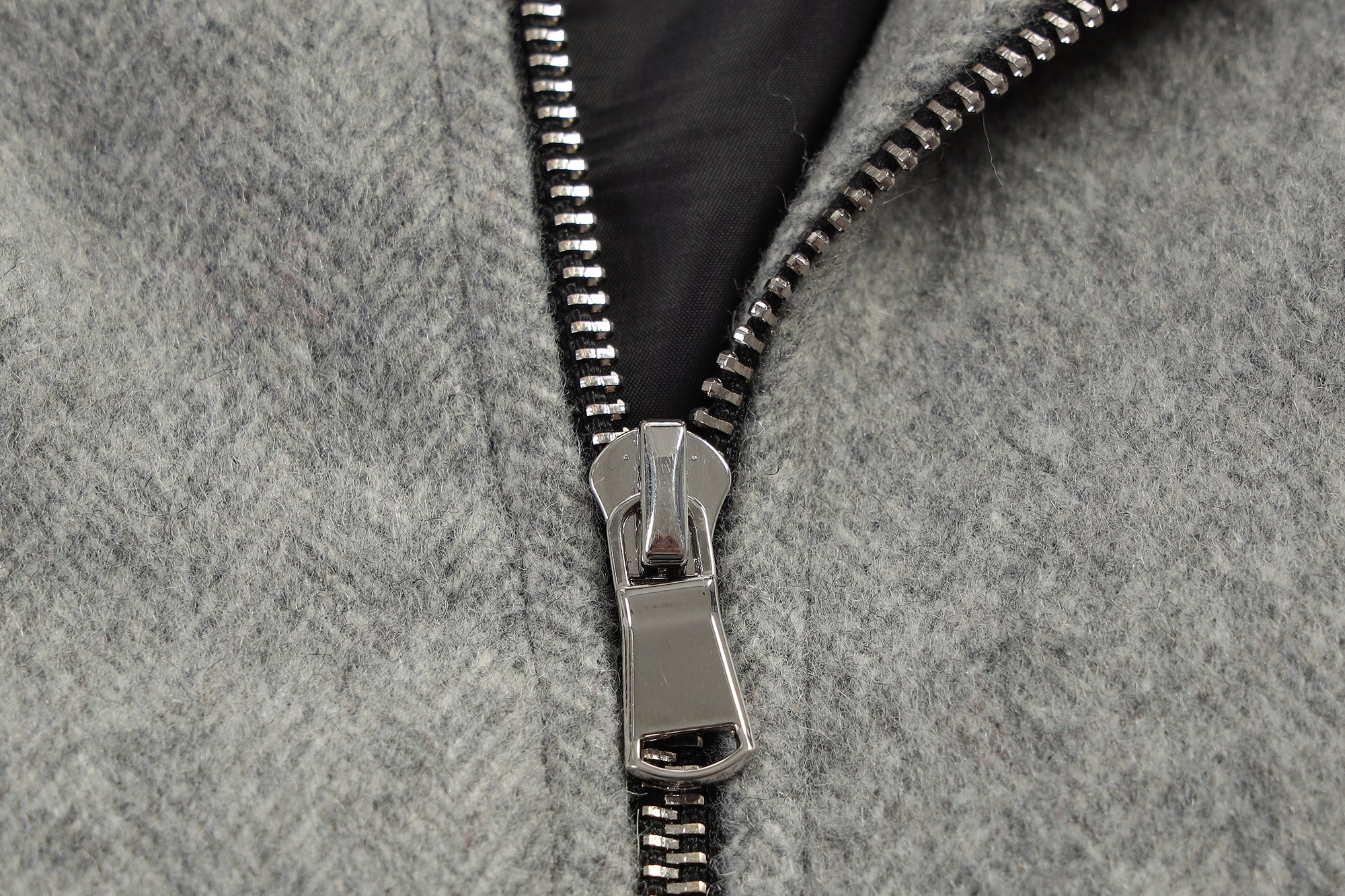 NEVER OFFEND L ANGEL Detachable Trim V-Neck Blazer