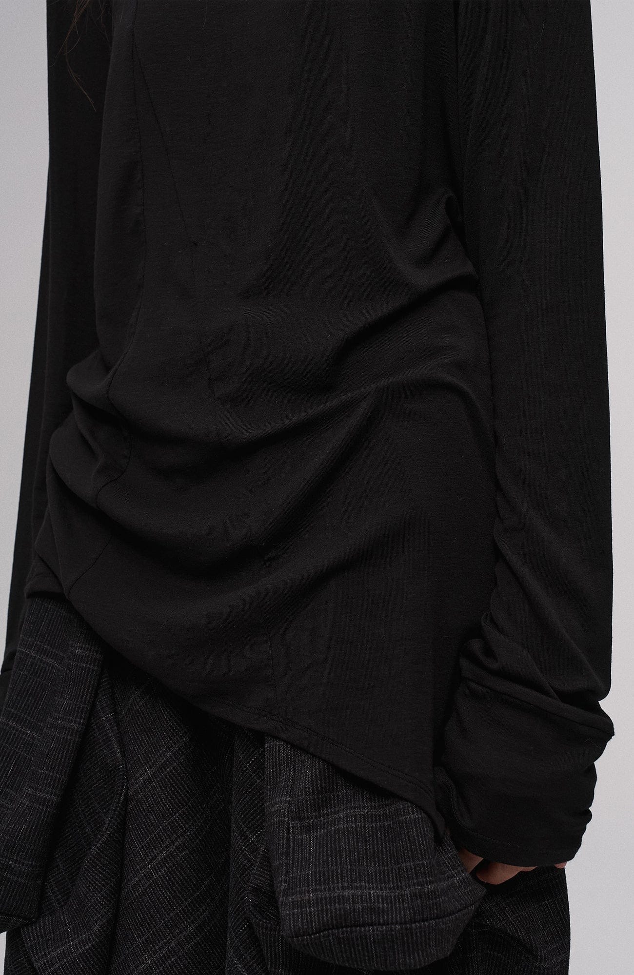 ILNya Nieternite Nifutur Deconstructed Plaid Drop-Crotch Pants