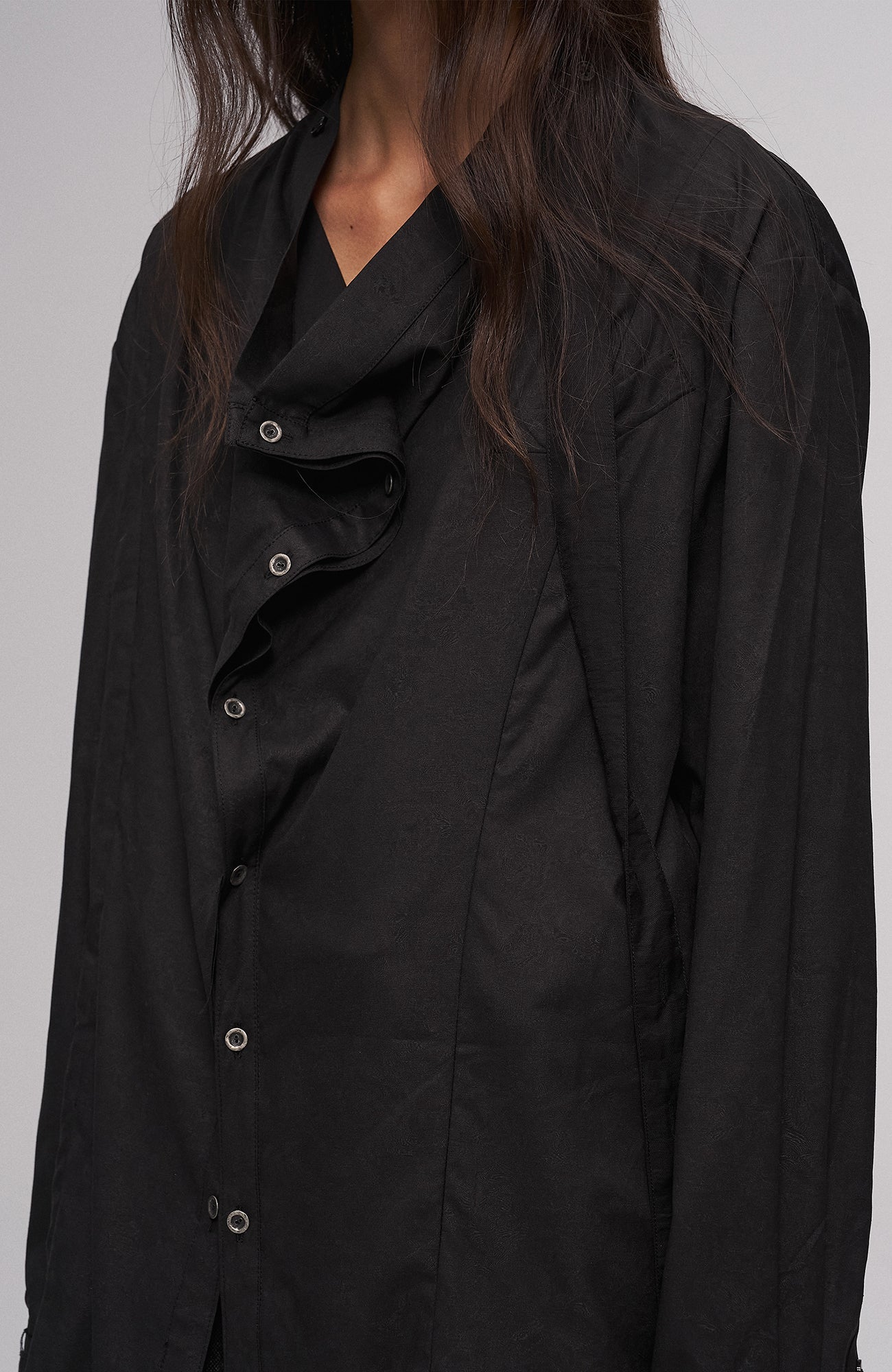 ILNya Nieternite Nifutur Asym Draped Raw-Edged Shirt