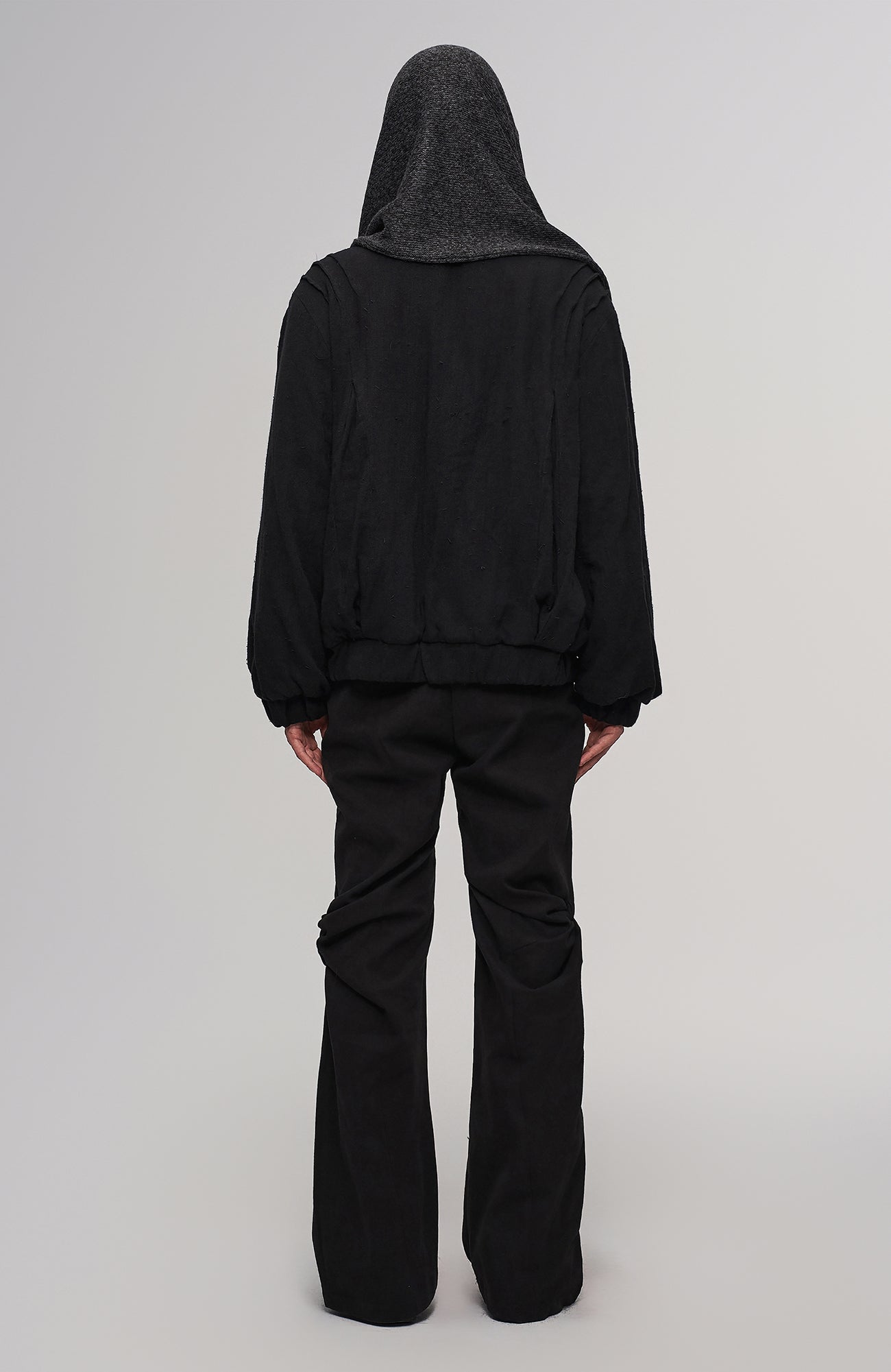 ILNya Nieternite Nifutur Twist-Knee Flared Trousers