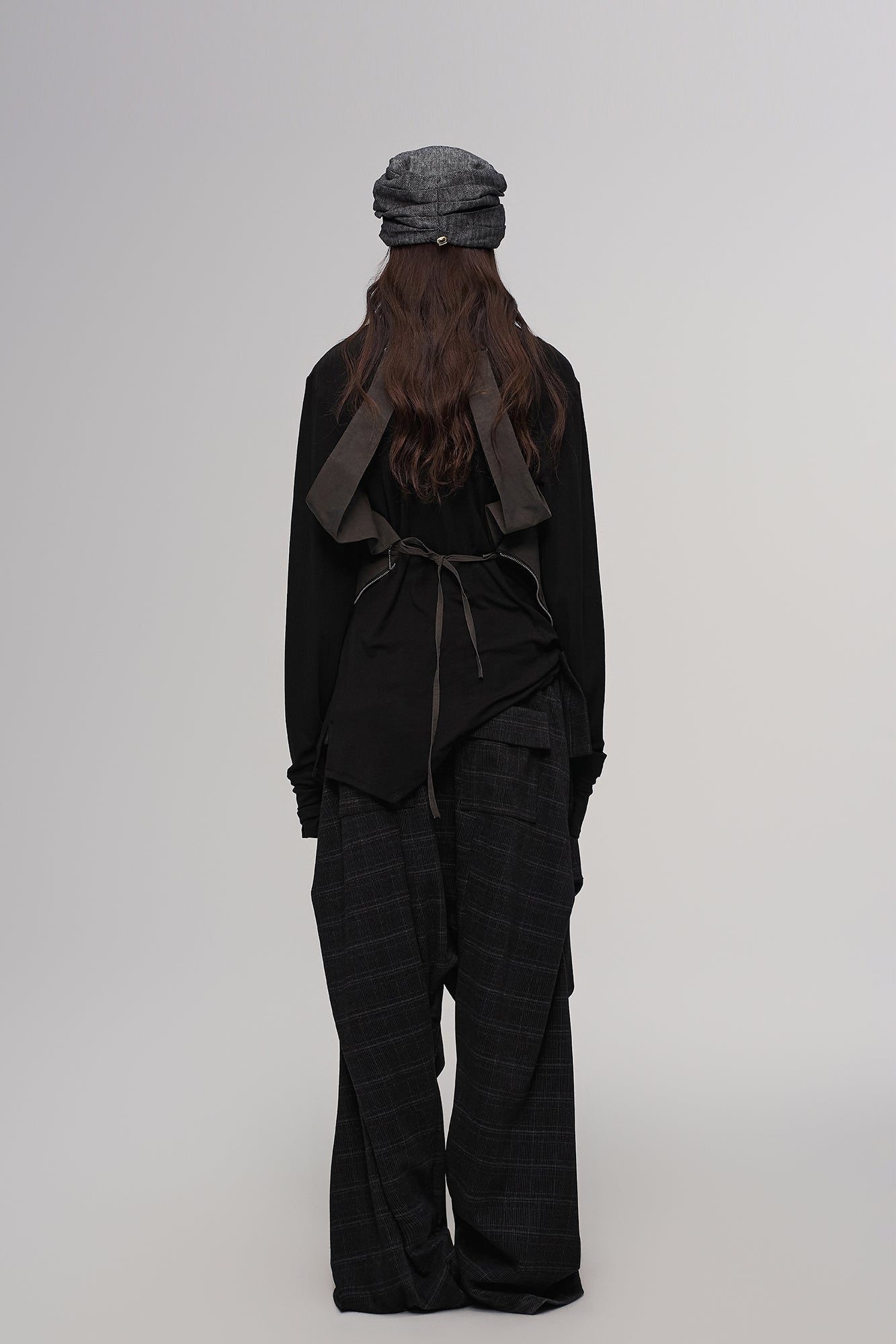 ILNya Nieternite Nifutur Multi-Use Utility Vest