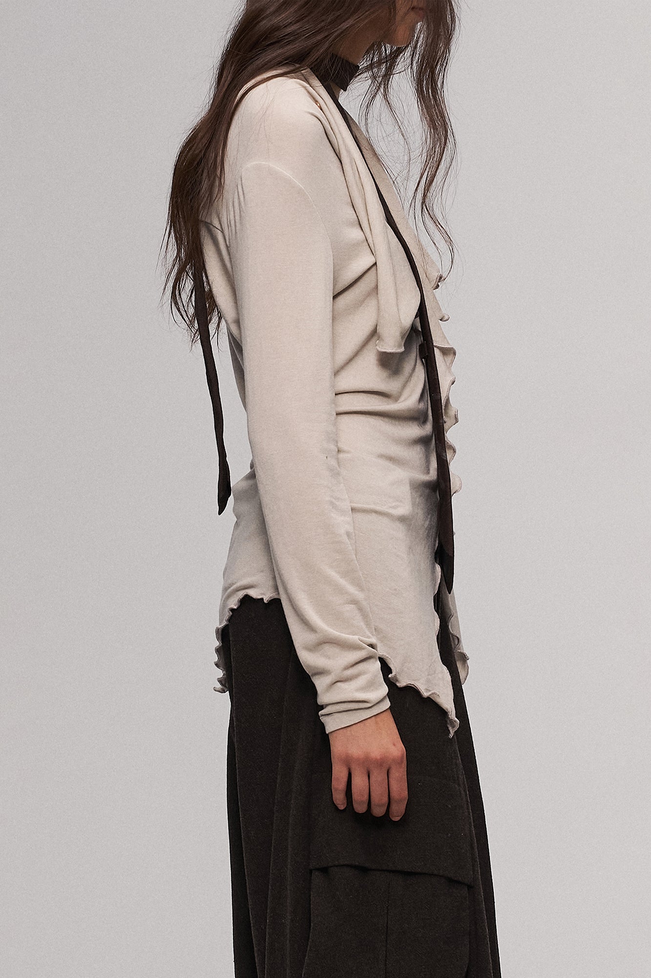 ILNya Nieternite Nifutur Asymmetrical Ruffle Wool-Blend Long Sleeve Tee