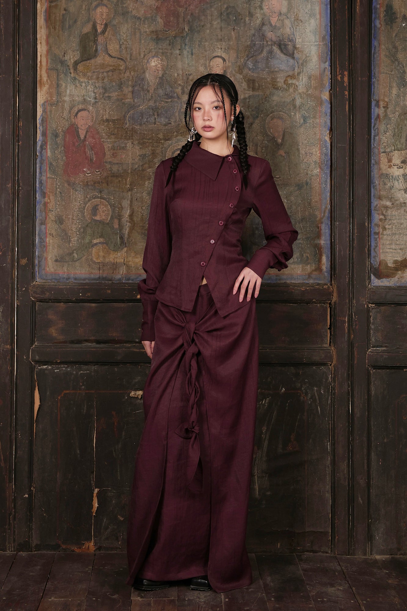 WUHEYIZUO Asymmetrical Curved Front Cinched Waist Shirt