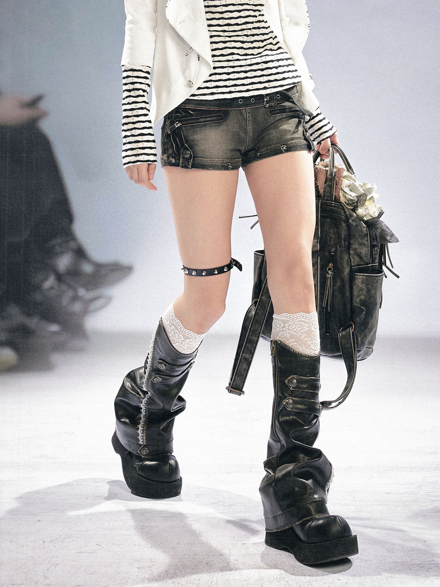 CESTNOUS Triple Belt Washed Denim Shorts