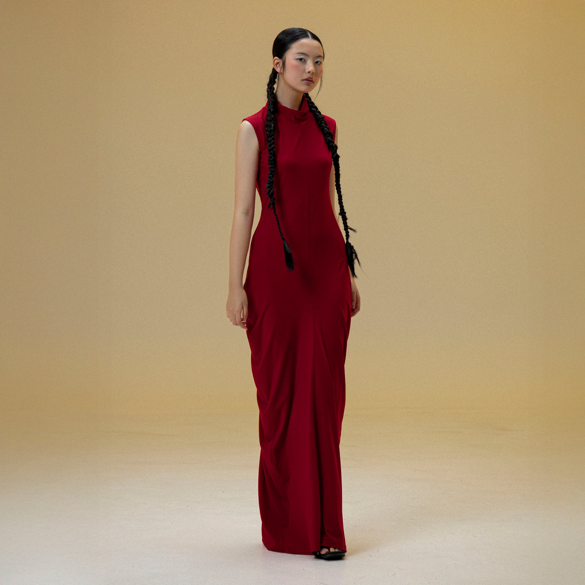 WUHEYIZUO Sleeveless Mock Neck Cocoon Maxi Dress