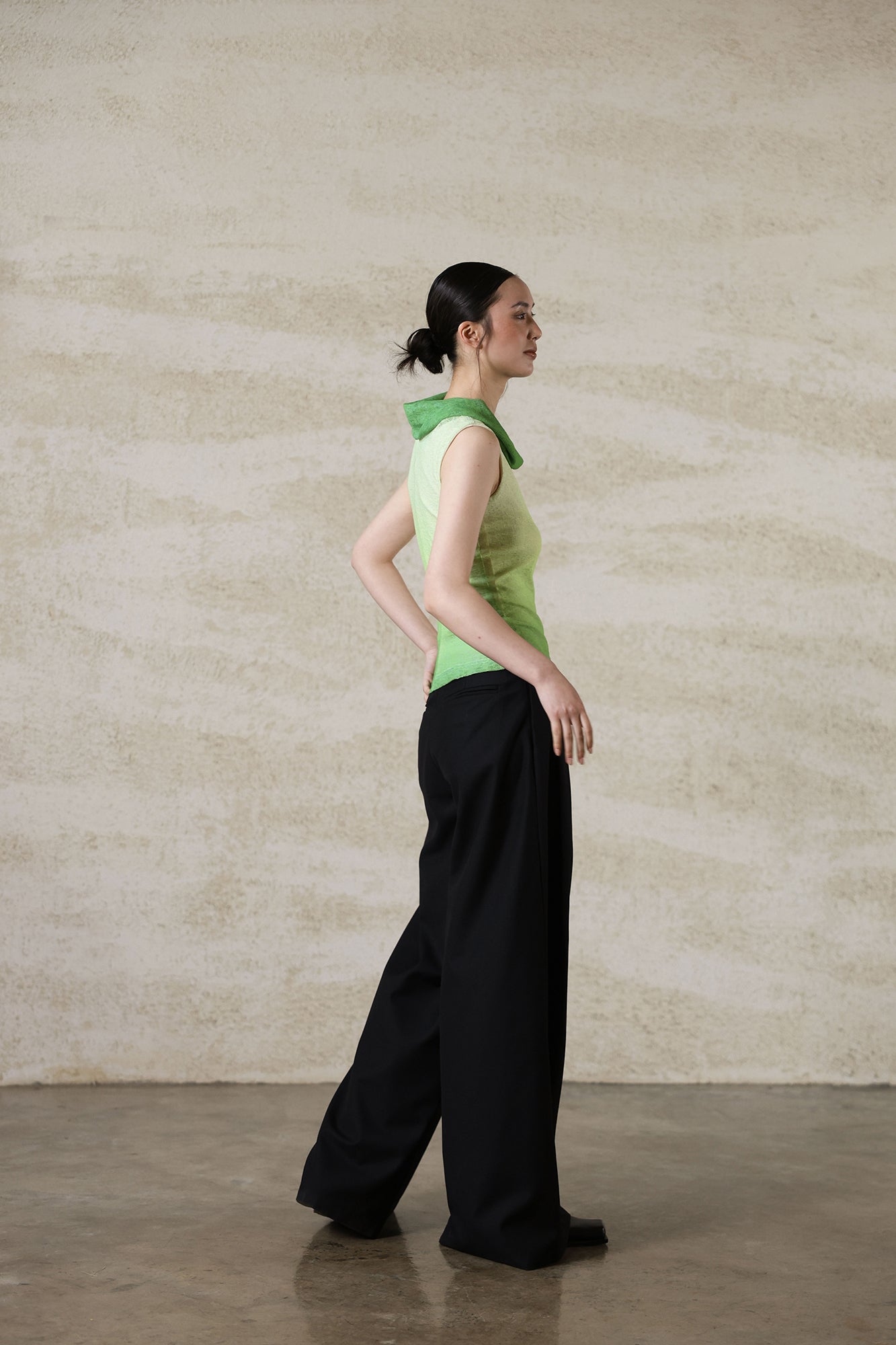 WUHEYIZUO Gradient Layered Drape-Neck Tank Top