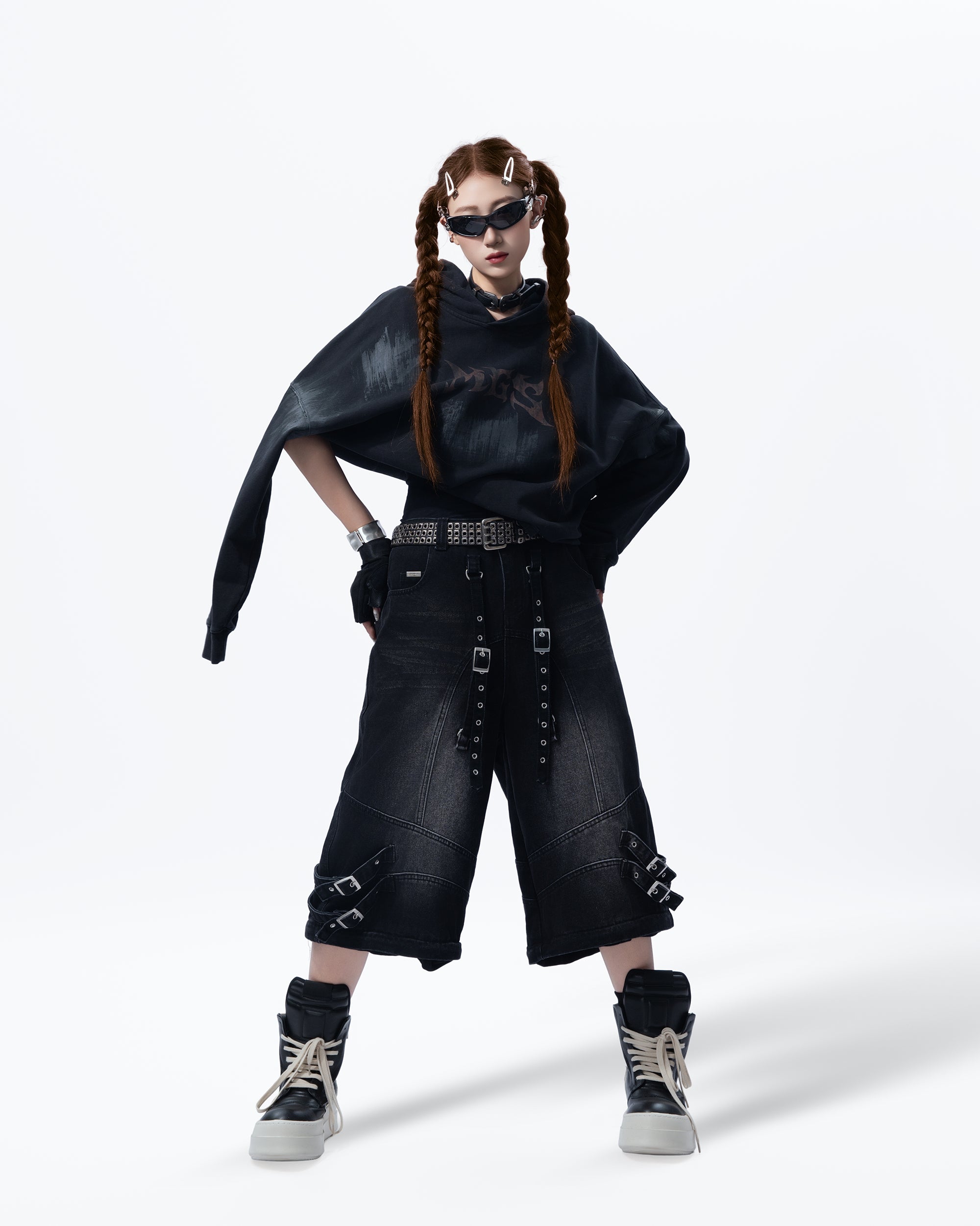 MOGONGSHE Distressed LOGO Oversized Hoodie