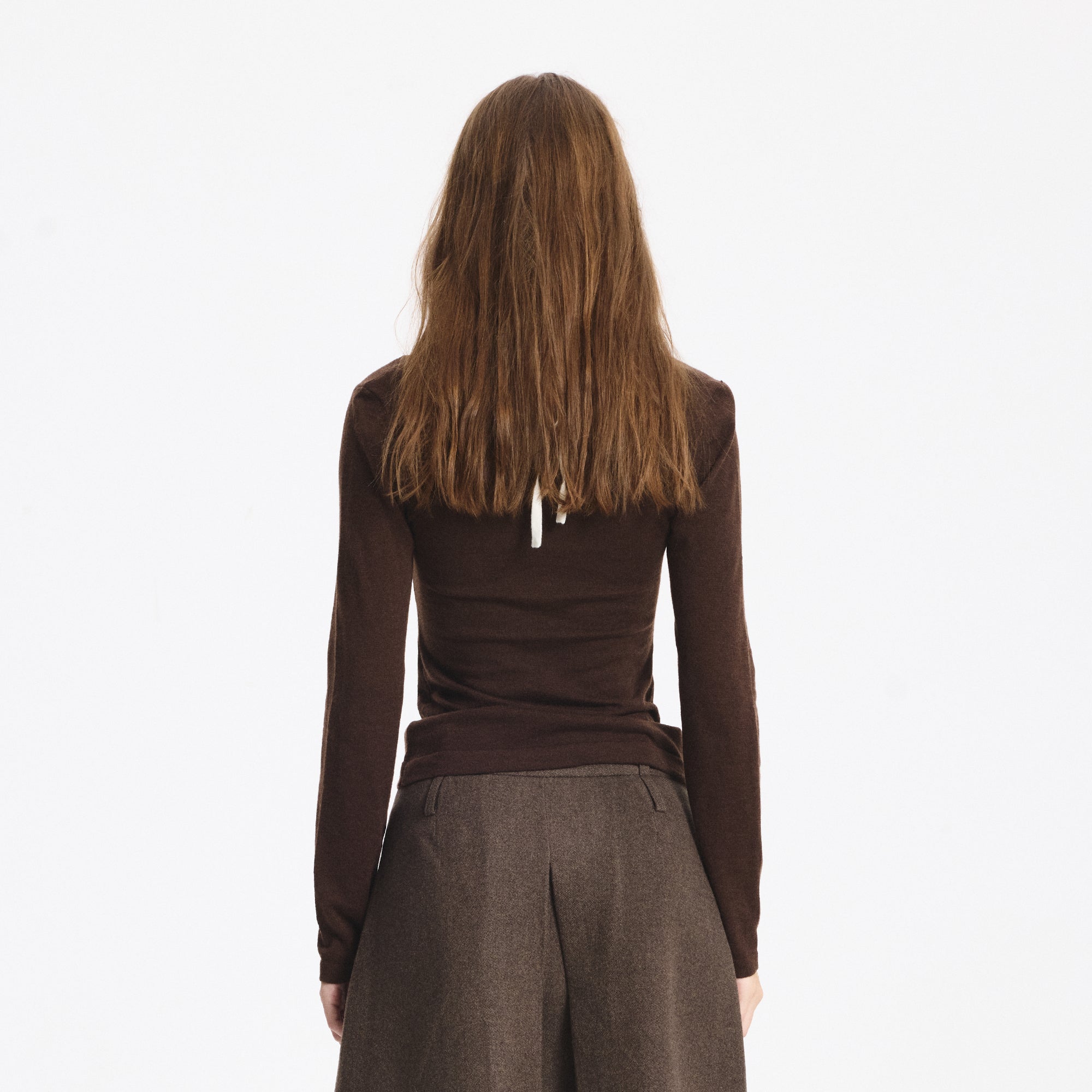 LEONSENSE Layered Cut-Out Tie-Back Top