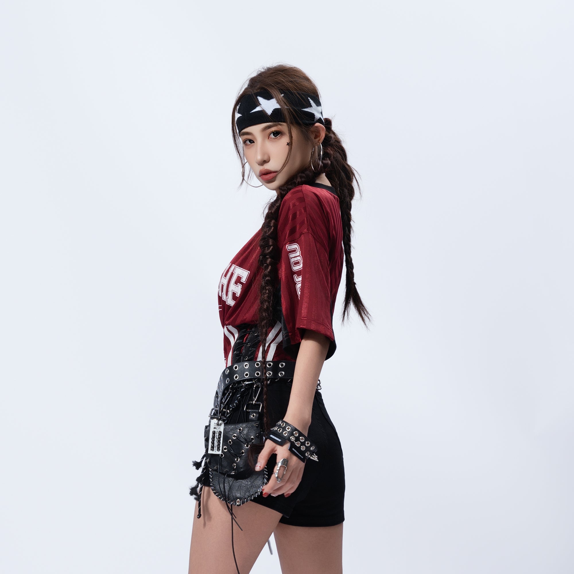 MOGONGSHE Varsity Lace-Up Waist Cropped Jersey