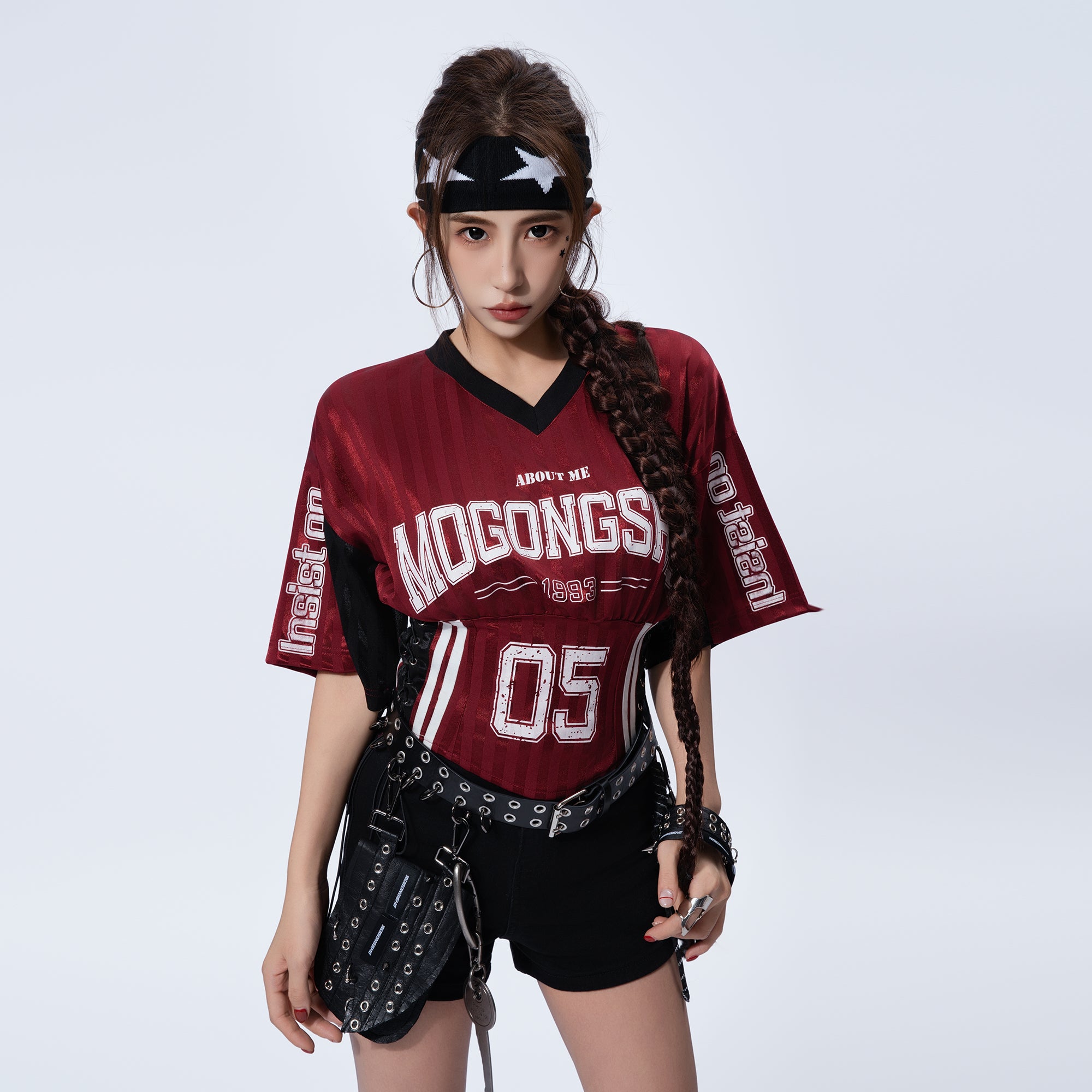 MOGONGSHE Varsity Lace-Up Waist Cropped Jersey