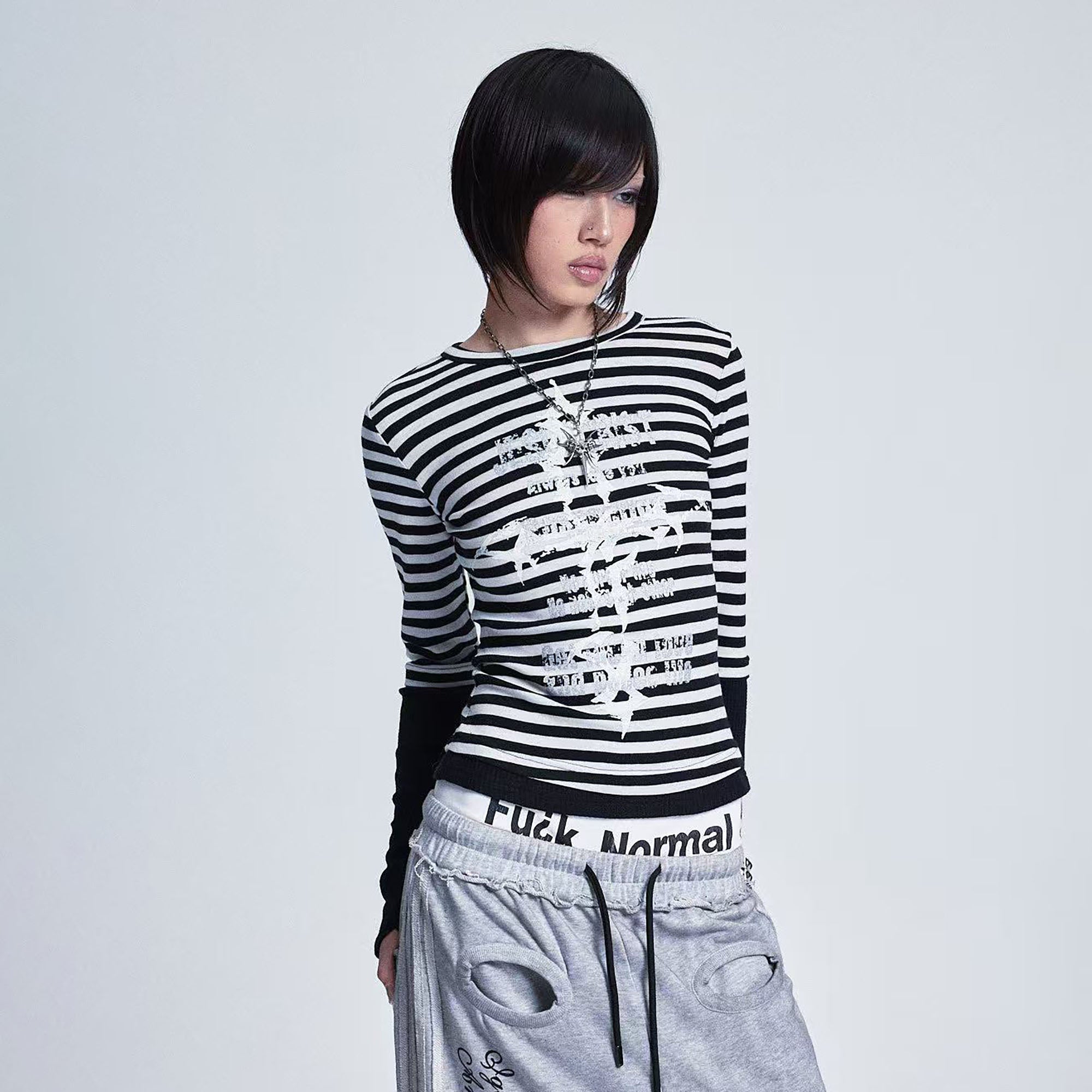 NONAME SPACE Stripe Panel Gothic Cross Long-Sleeve Tee