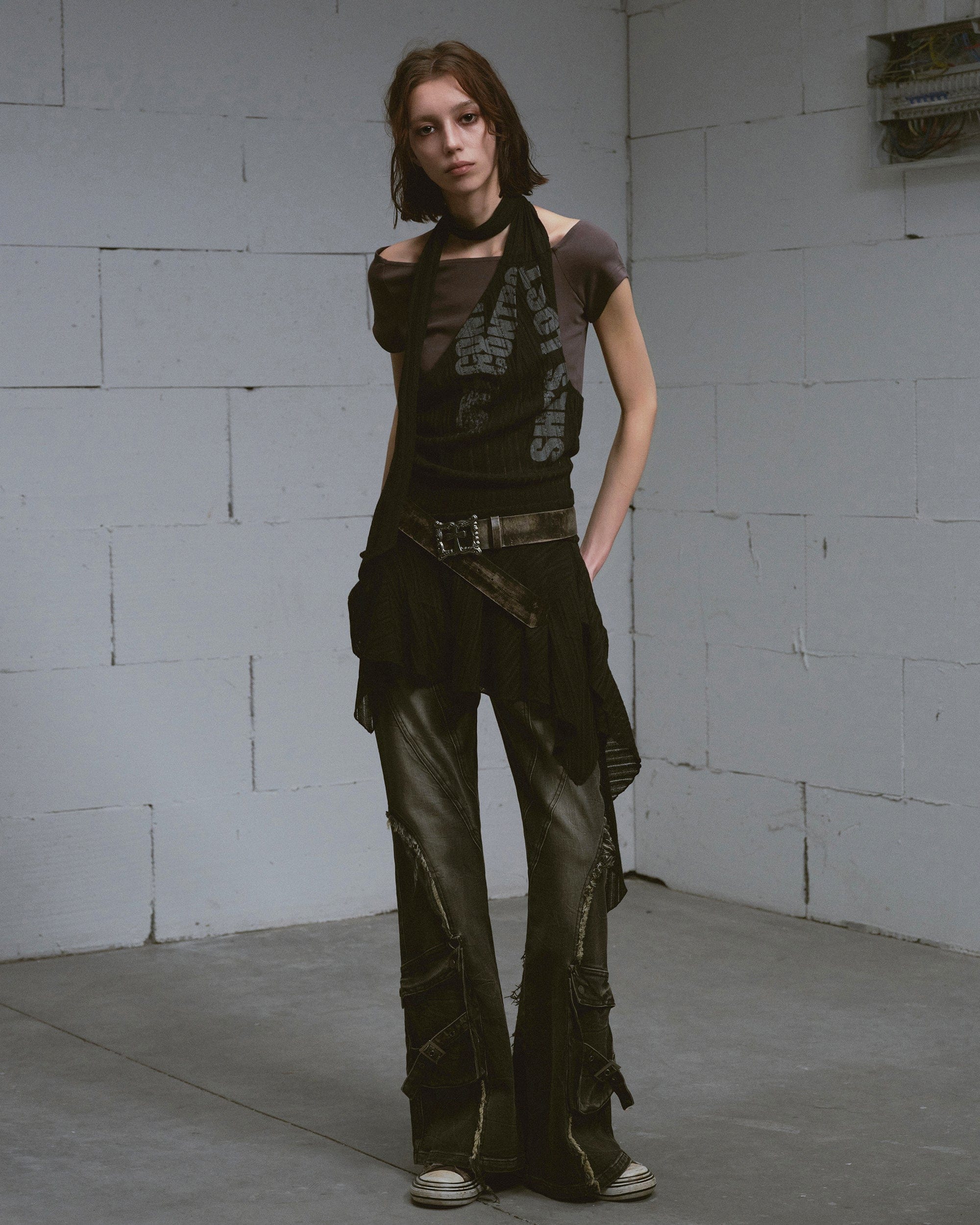 CESTNOUS Dirty Wash Spliced Raw-Edge Flared Jeans