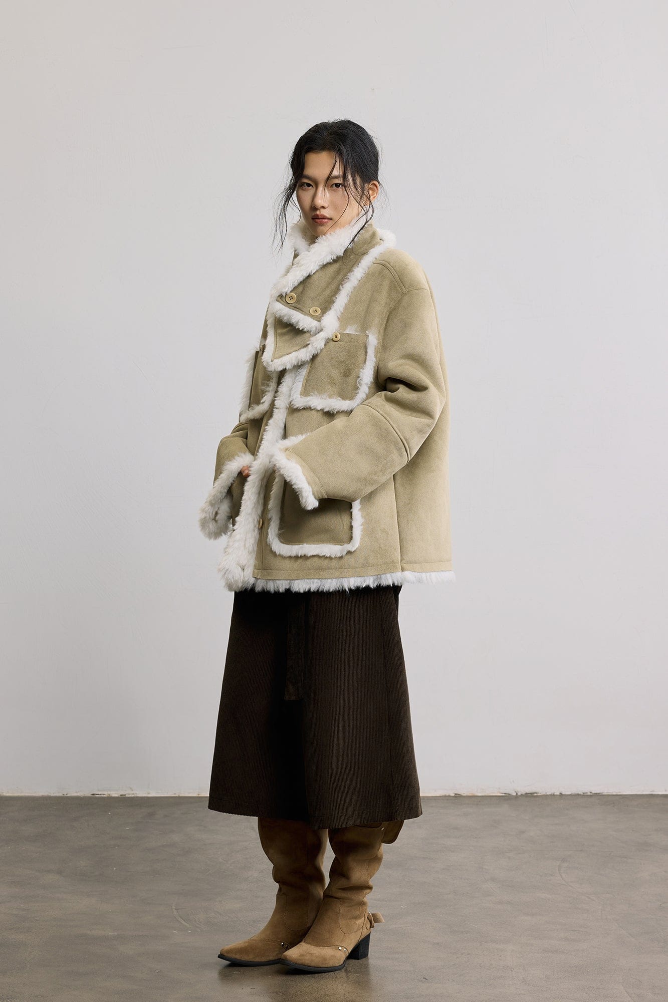 SAME FLOW Detachable Scarf Faux Shearling Suede Jacket