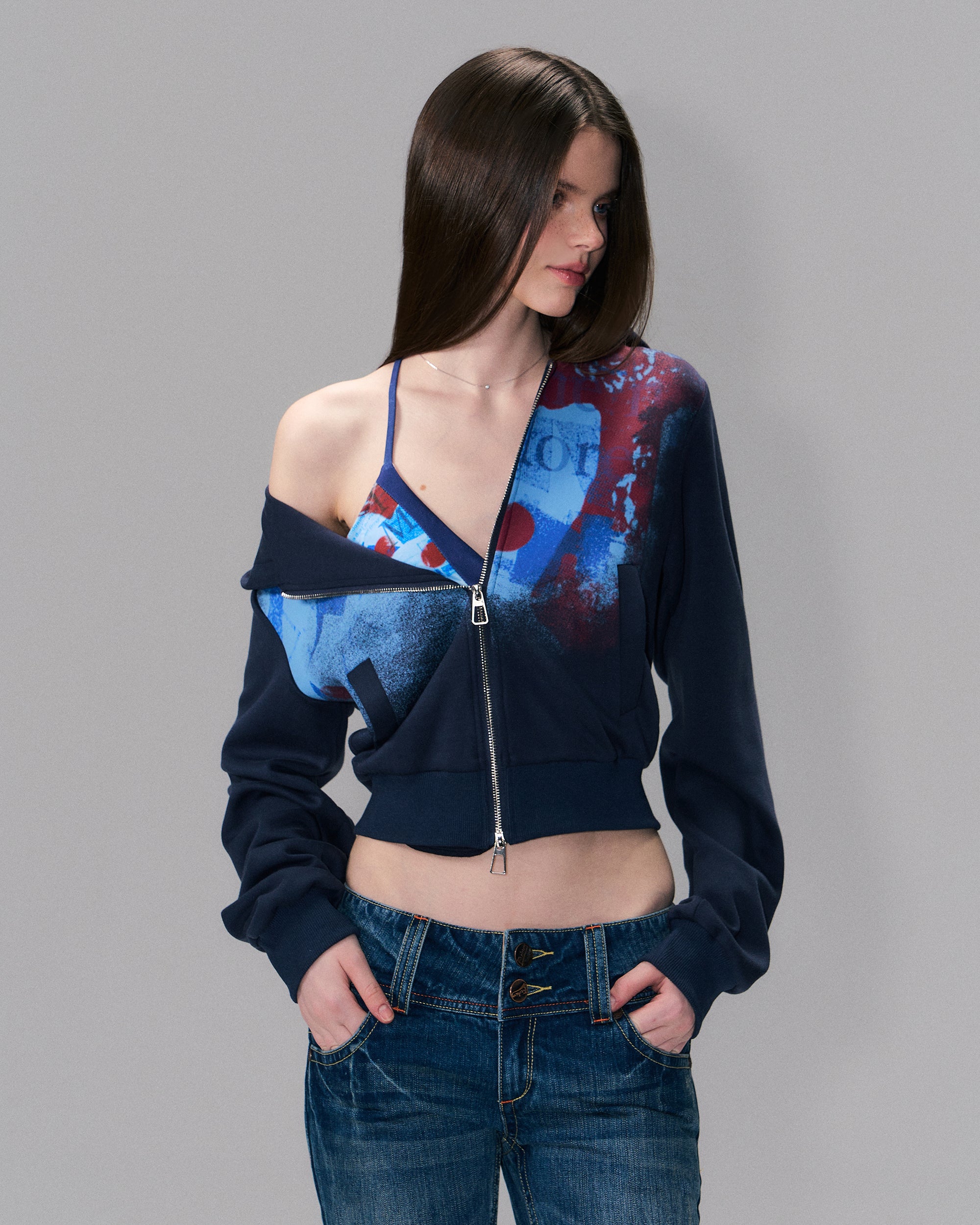 THE NEVERMORE Graffiti Ribbed Hem Cropped Hoodie