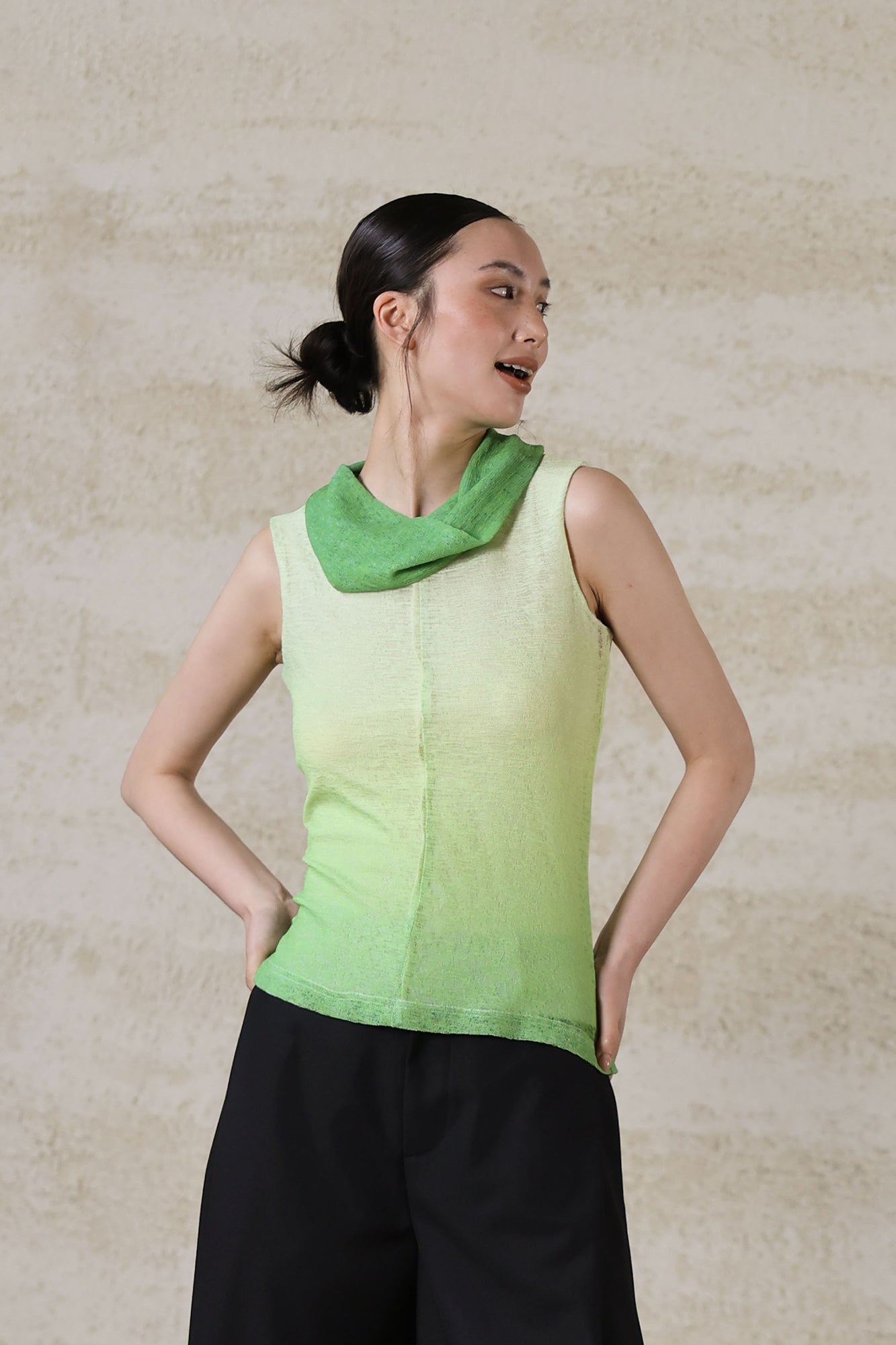 WUHEYIZUO Gradient Layered Drape-Neck Tank Top