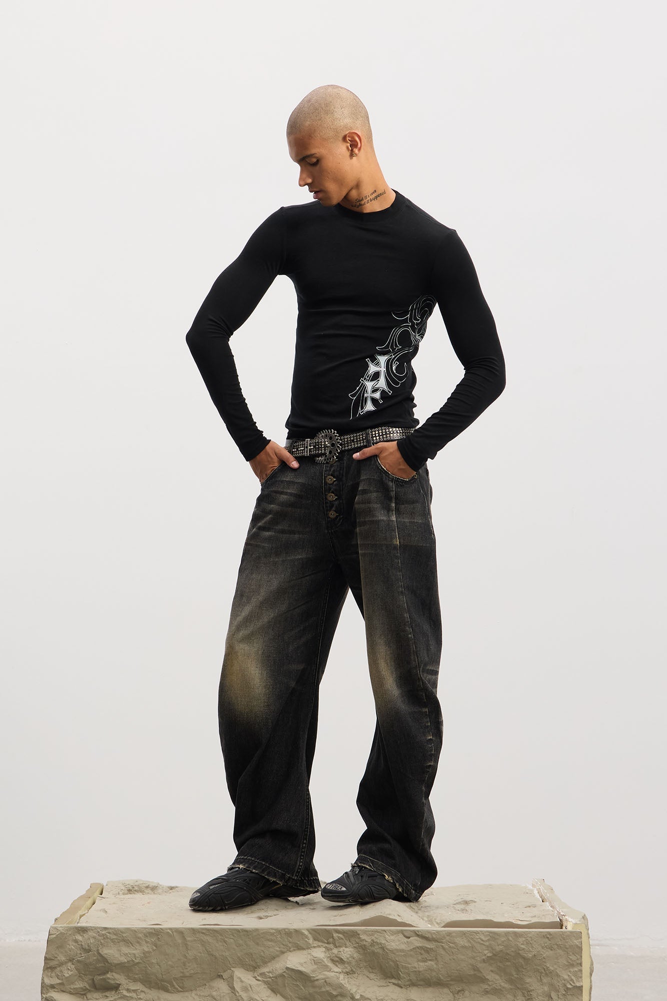 DND4DES Washed Button-Up Balloon-Leg Jeans