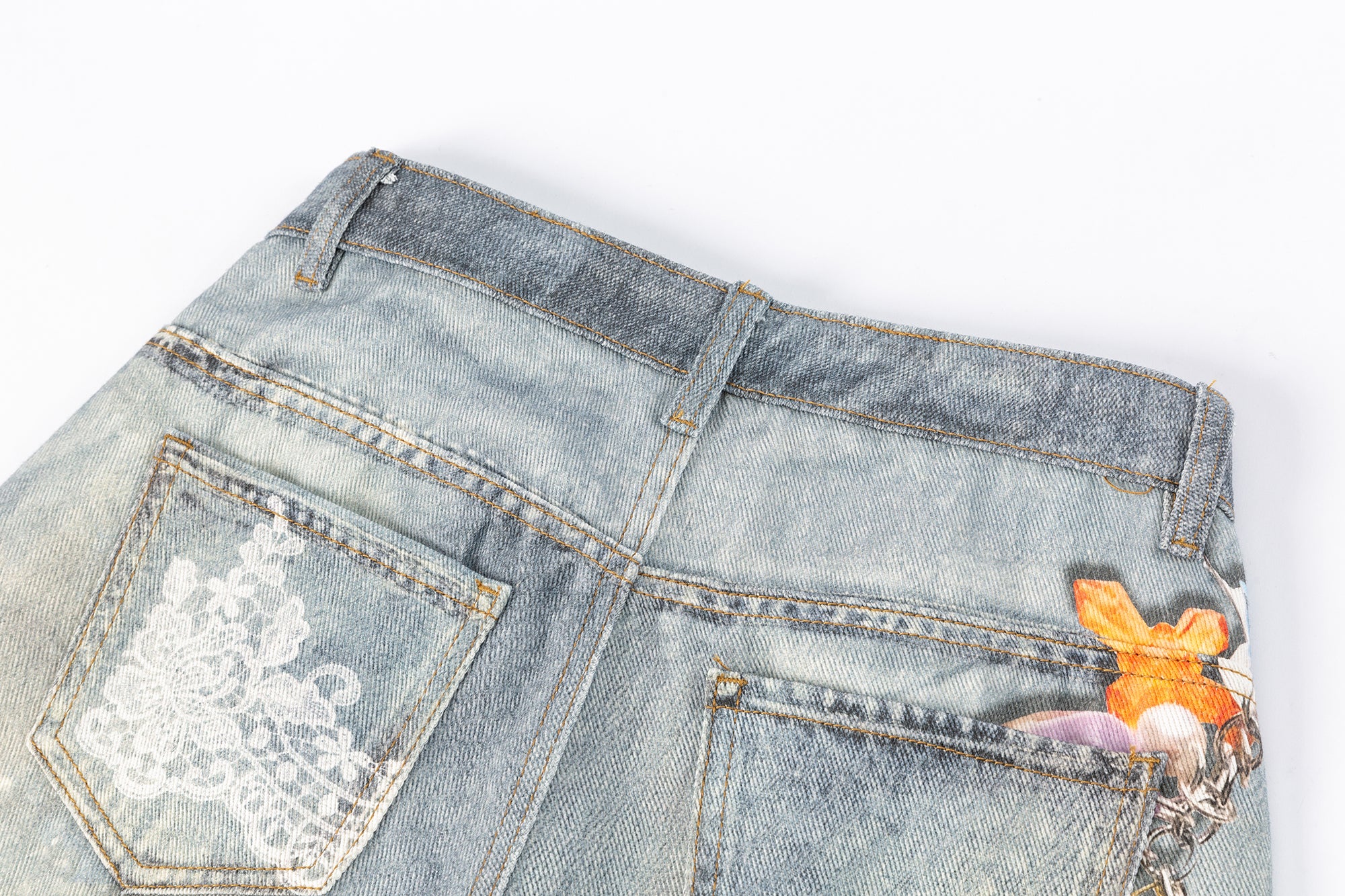 SOFITTE Charm & Lace Graphic Wide-Leg Jeans