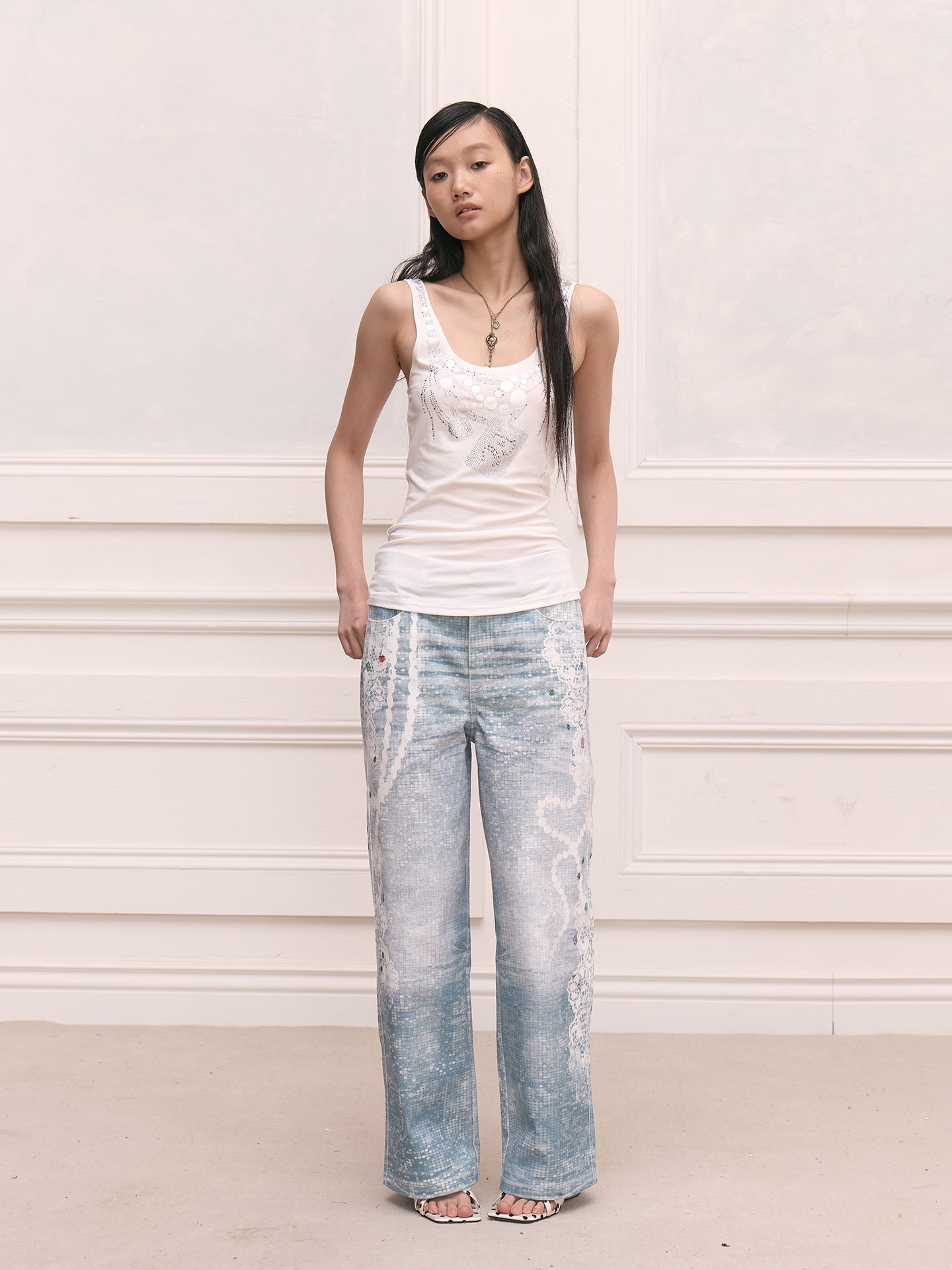 FAYCHUI Lace & Pearl Full-Print Straight-Leg Jeans
