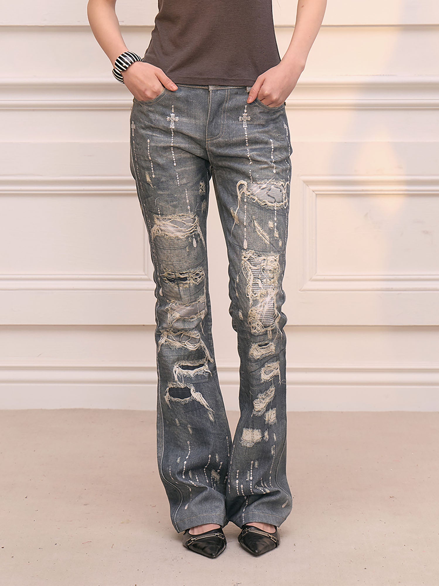FAYCHUI Distressed Diamond Slim Flared Pants