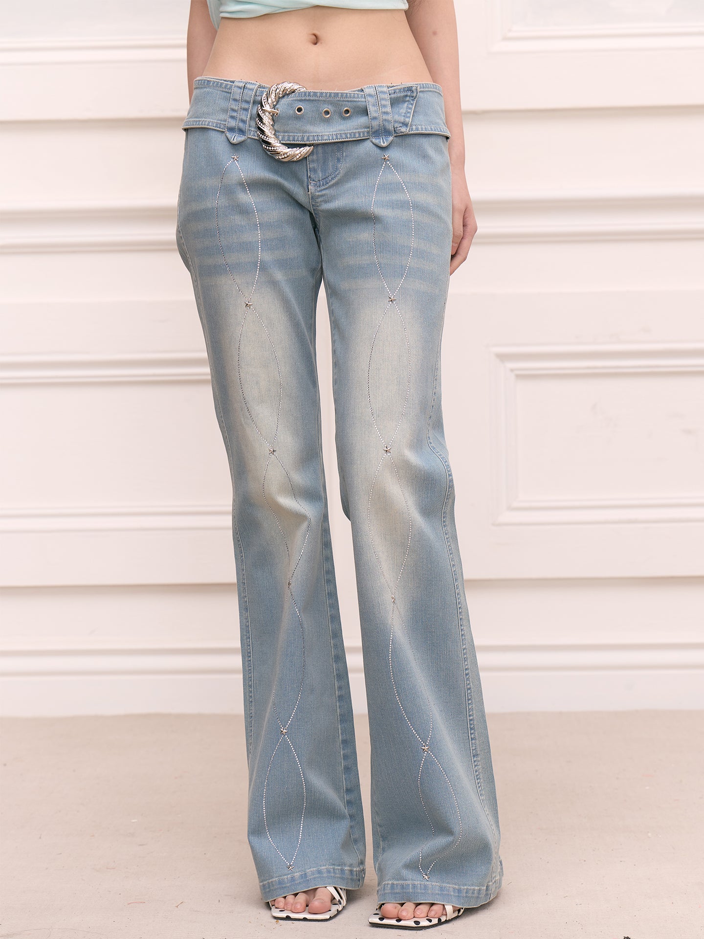 FAYCHUI Washed Diamond Belted Flared Jeans