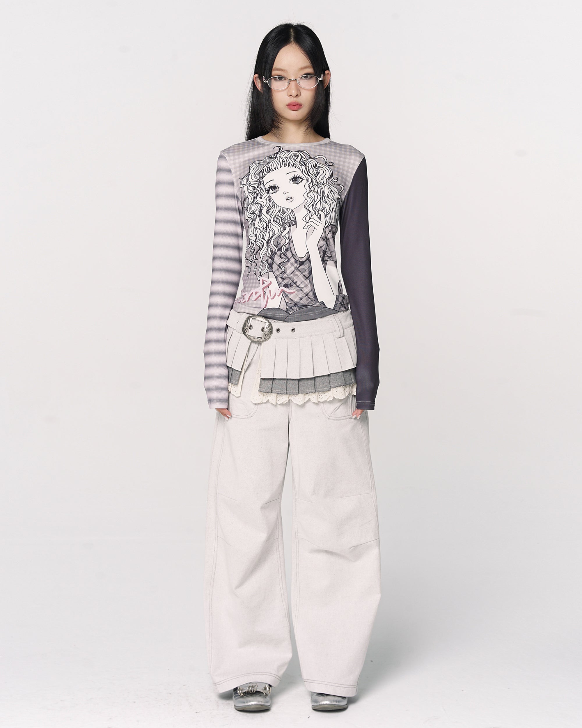 CONFUN Floral Embroidered Studded Waist Jeans