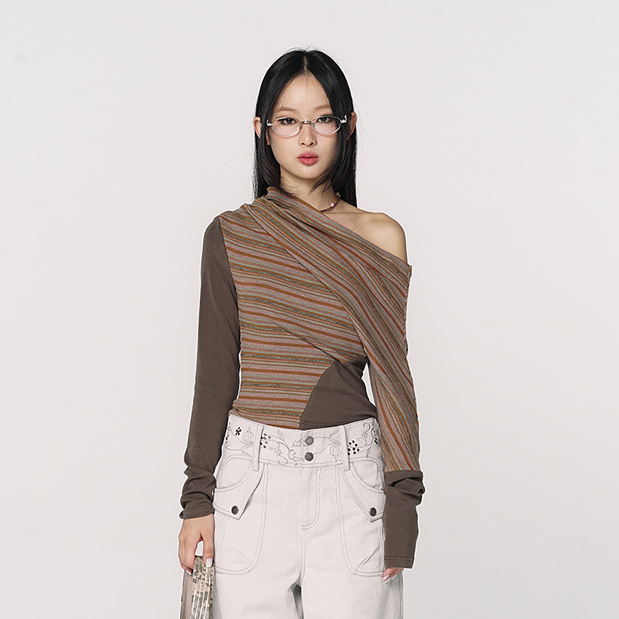 CONFUN Asymmetrical Striped Spliced Long-Sleeve Tee