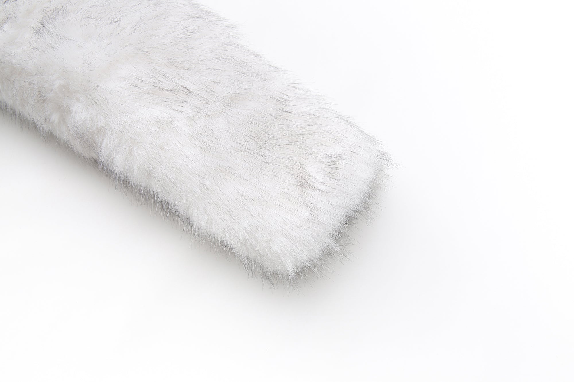 NEVER OFFEND L ANGEL Cropped Faux-Fur Buckle Jacket