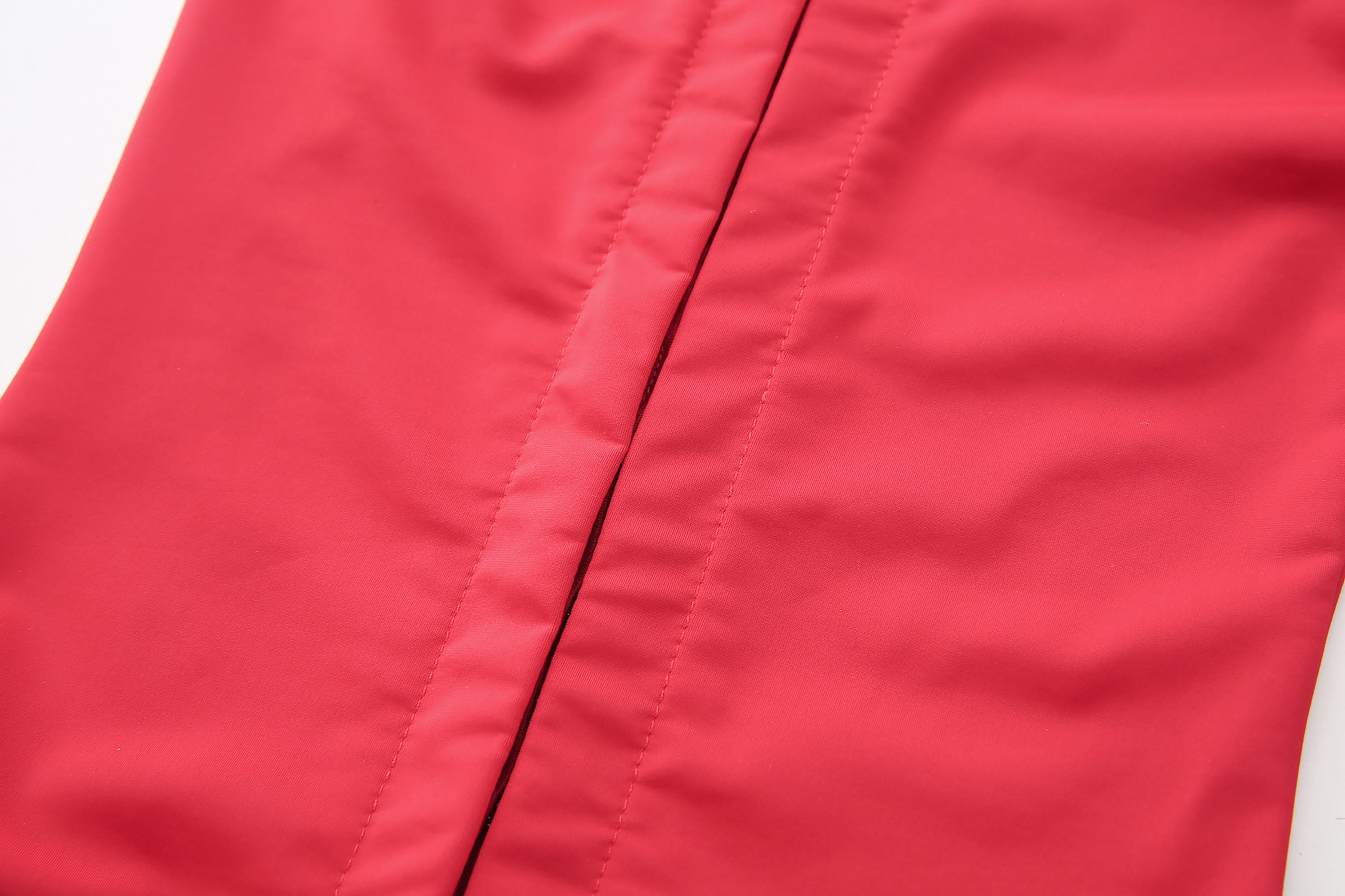 NEVER OFFEND L ANGEL Hook & Eye Cropped Long Sleeve Tee