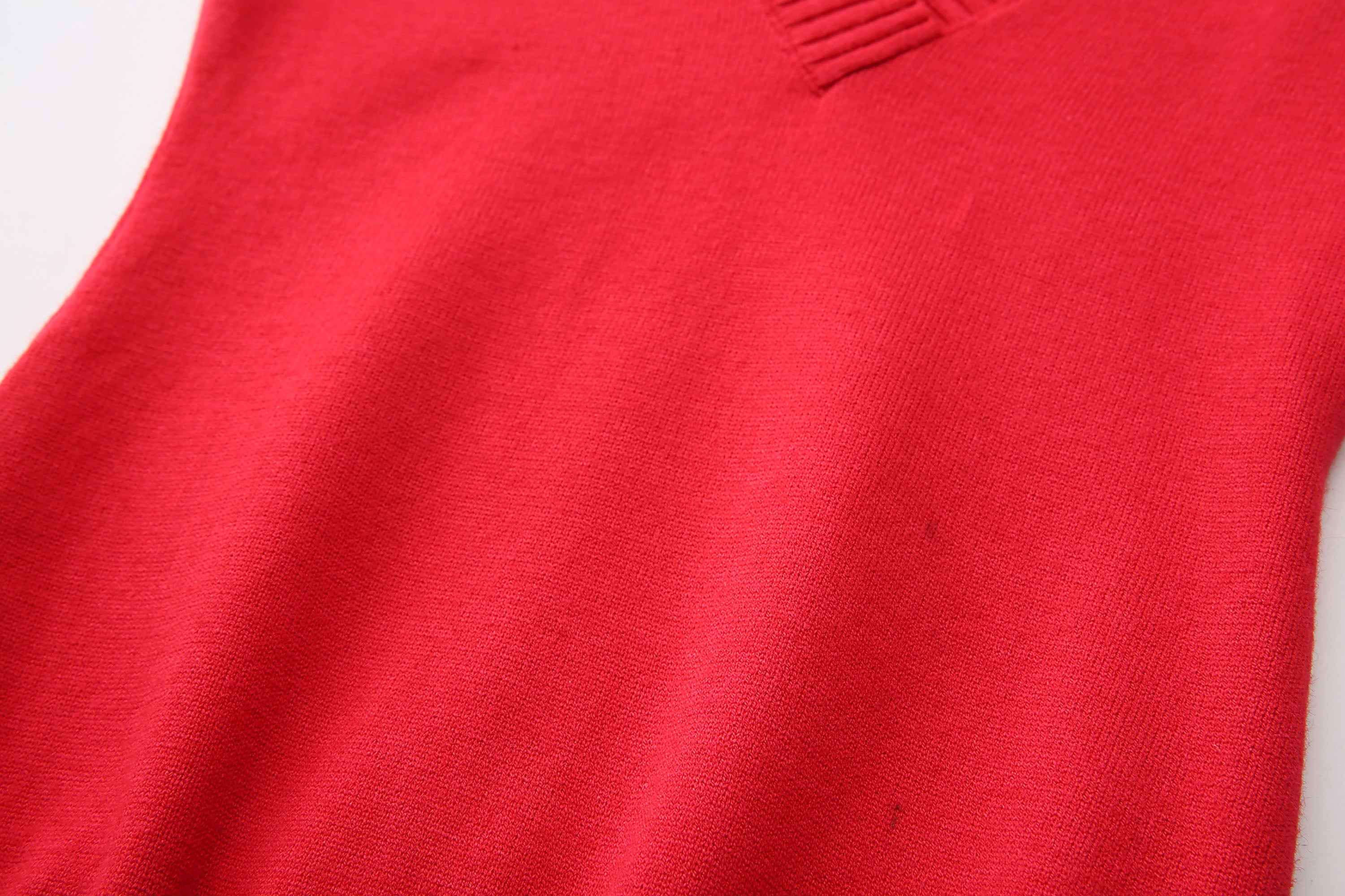 NEVER OFFEND L ANGEL Deep-V Knit Dress with Fringe Cape