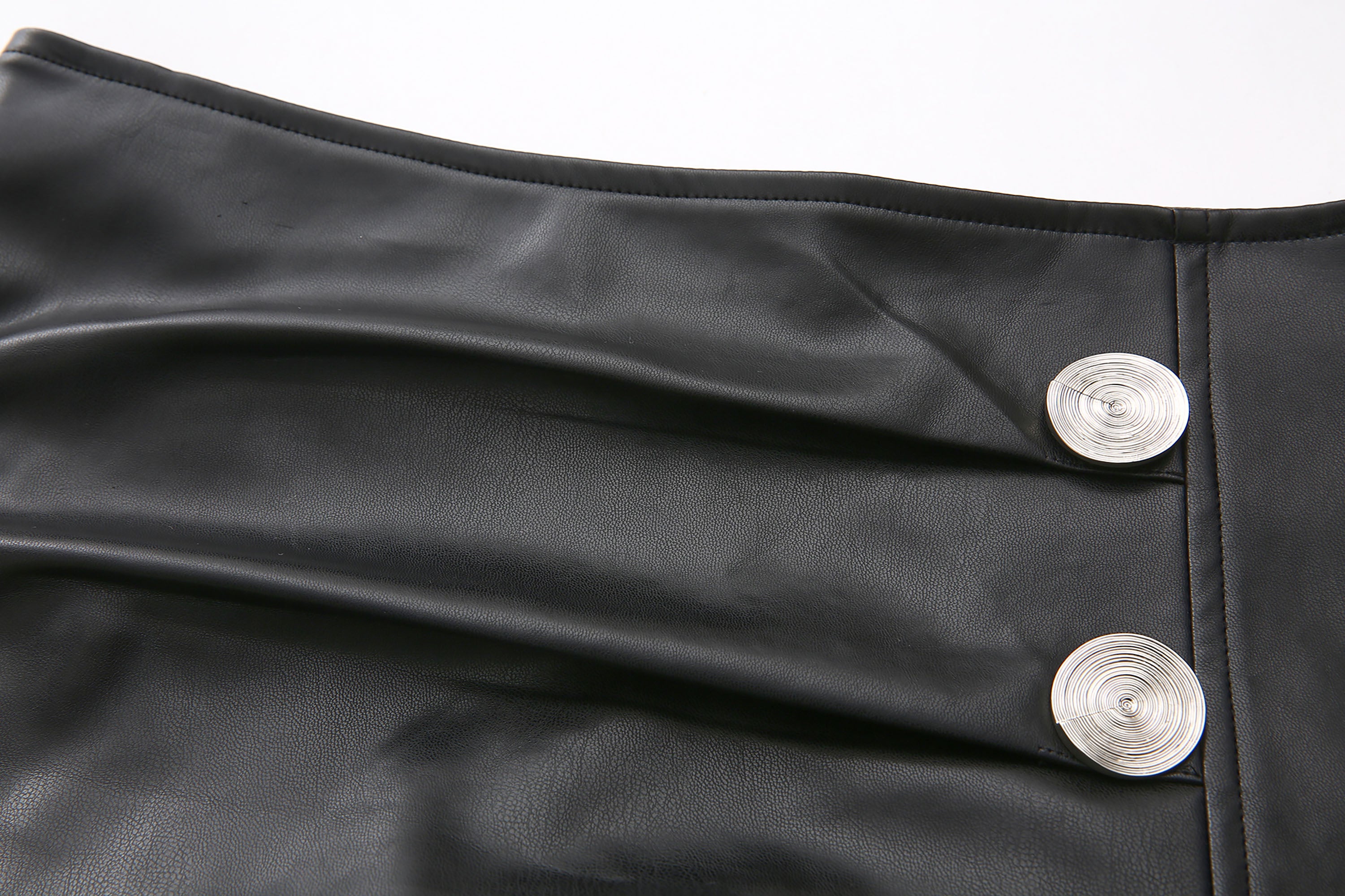 NEVER OFFEND L ANGEL Pleated Faux Leather Shorts