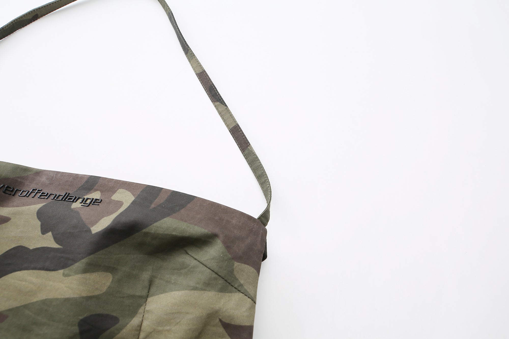 NEVER OFFEND L ANGEL Cut-Out Backless Halter Top