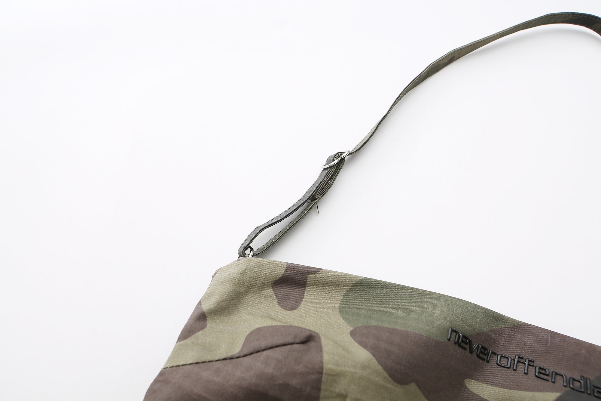 NEVER OFFEND L ANGEL Cut-Out Backless Halter Top