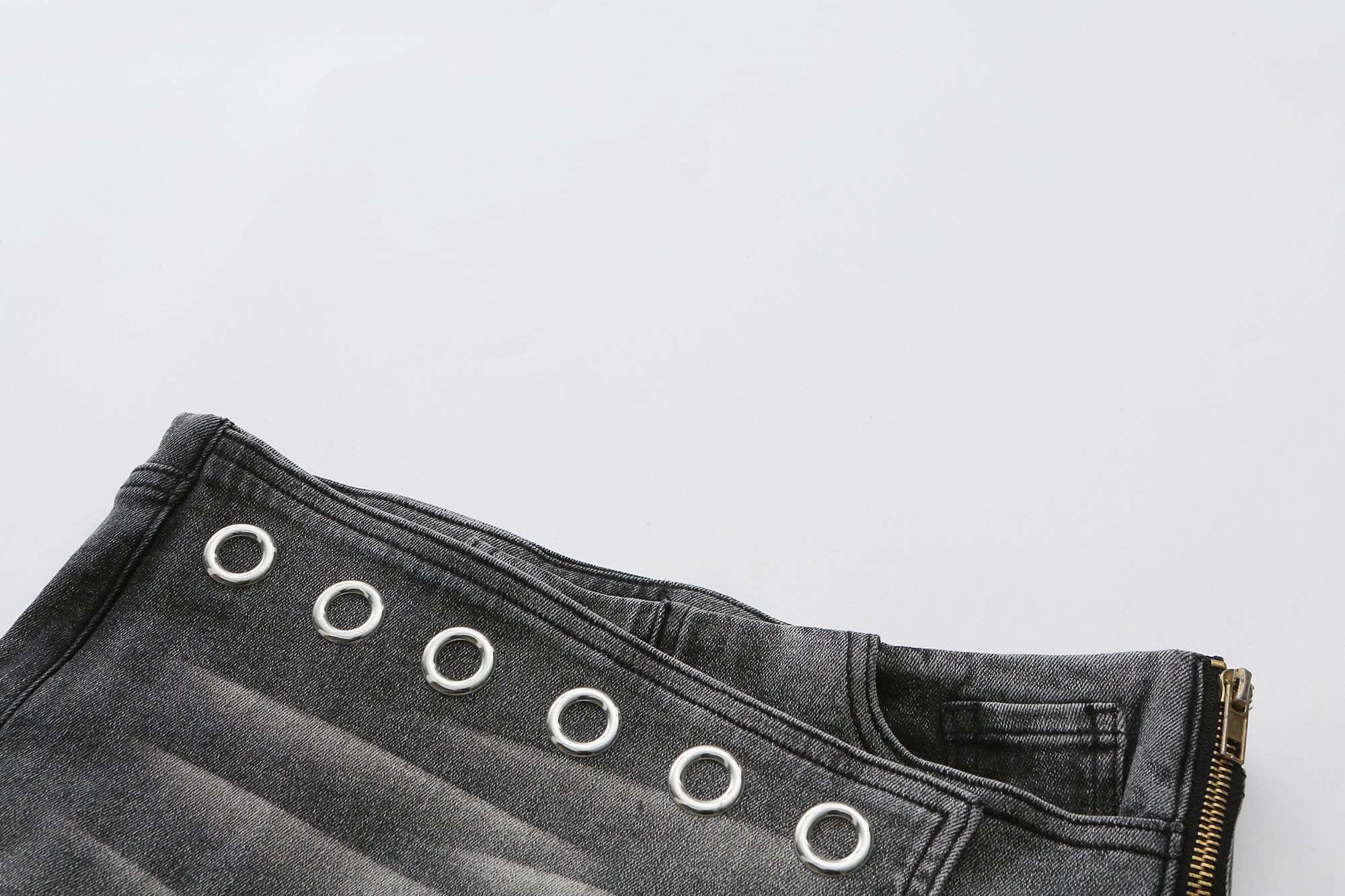 NEVER OFFEND L ANGEL Grommet-Paneled Washed Denim Hot Shorts