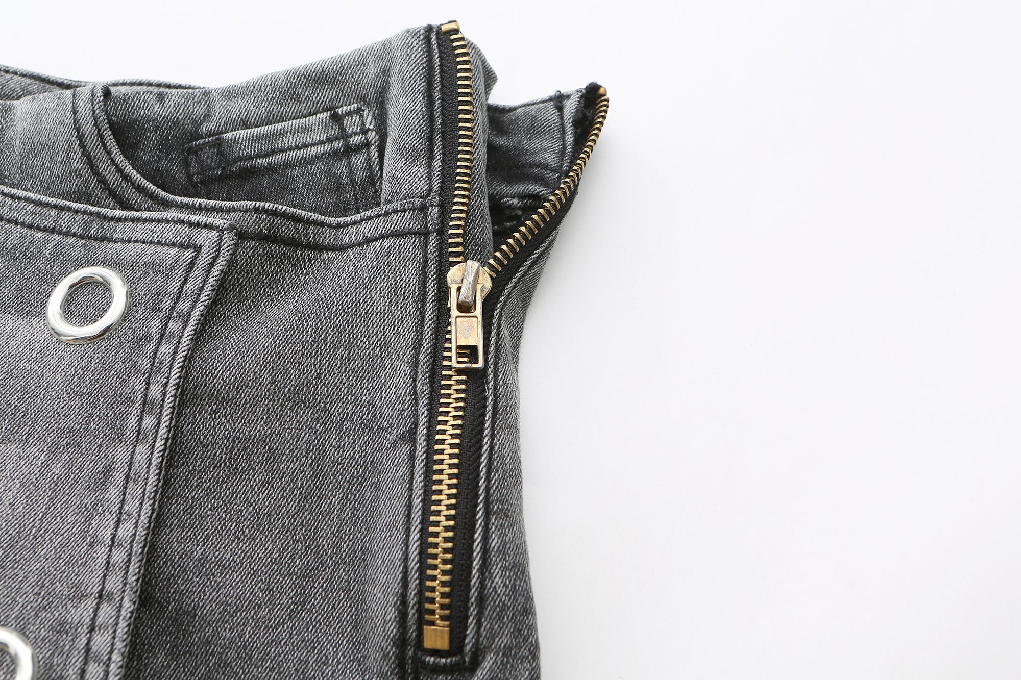 NEVER OFFEND L ANGEL Grommet-Paneled Washed Denim Hot Shorts