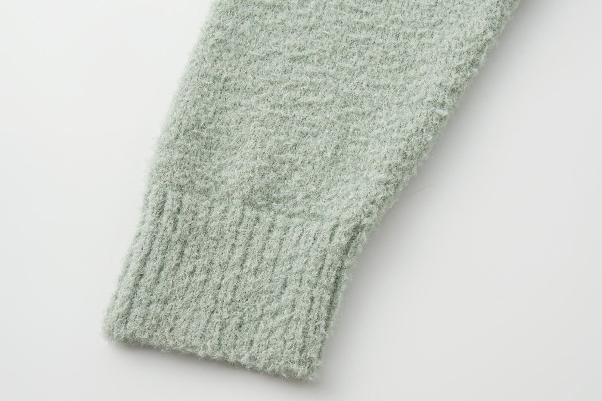 OINIMI Fluffy Knit Button-Up Cardigan