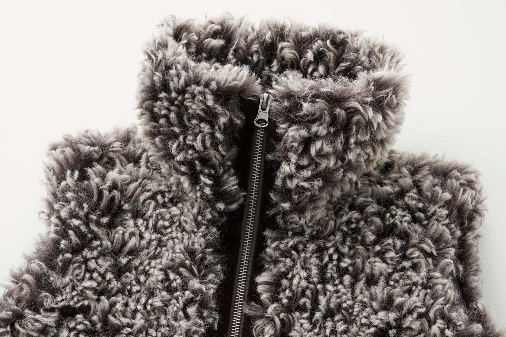 OINIMI Gradient Fleece Belted Vest