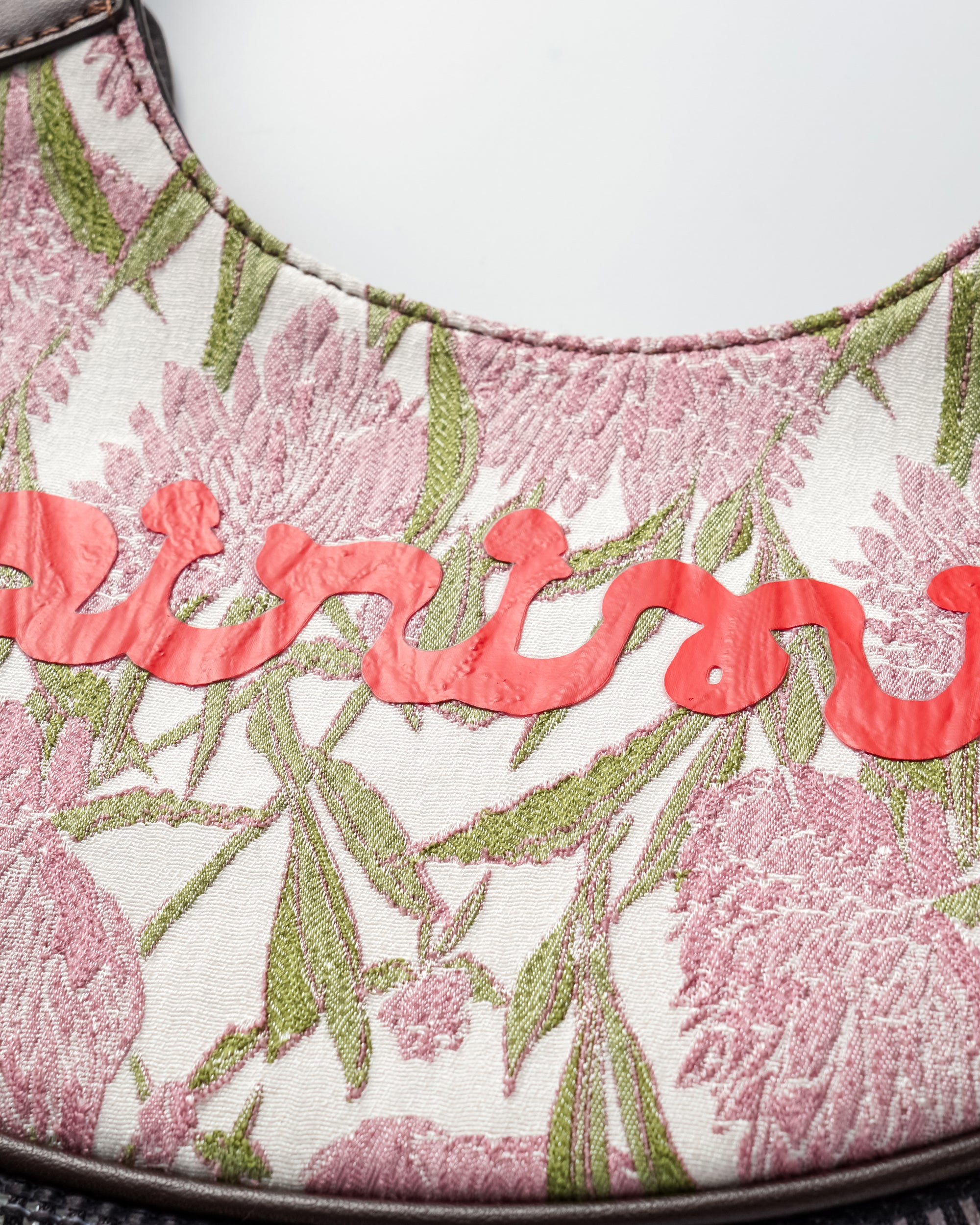 OINIMI Floral Jacquard Fringe Saddle Bag