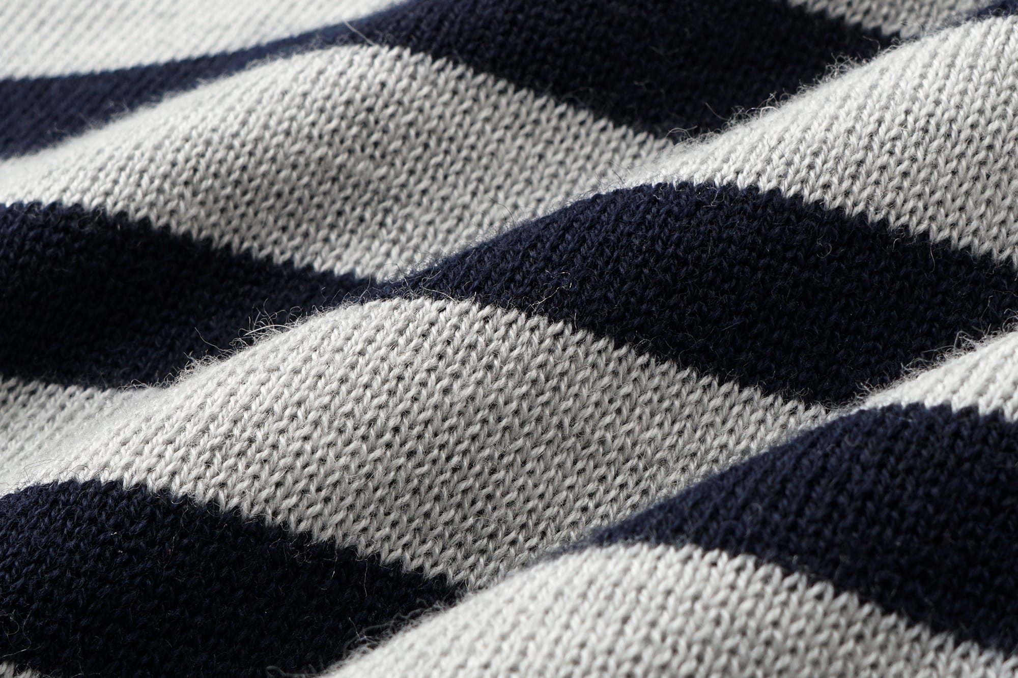 OINIMI Striped Hooded Contrast-Button Cardigan