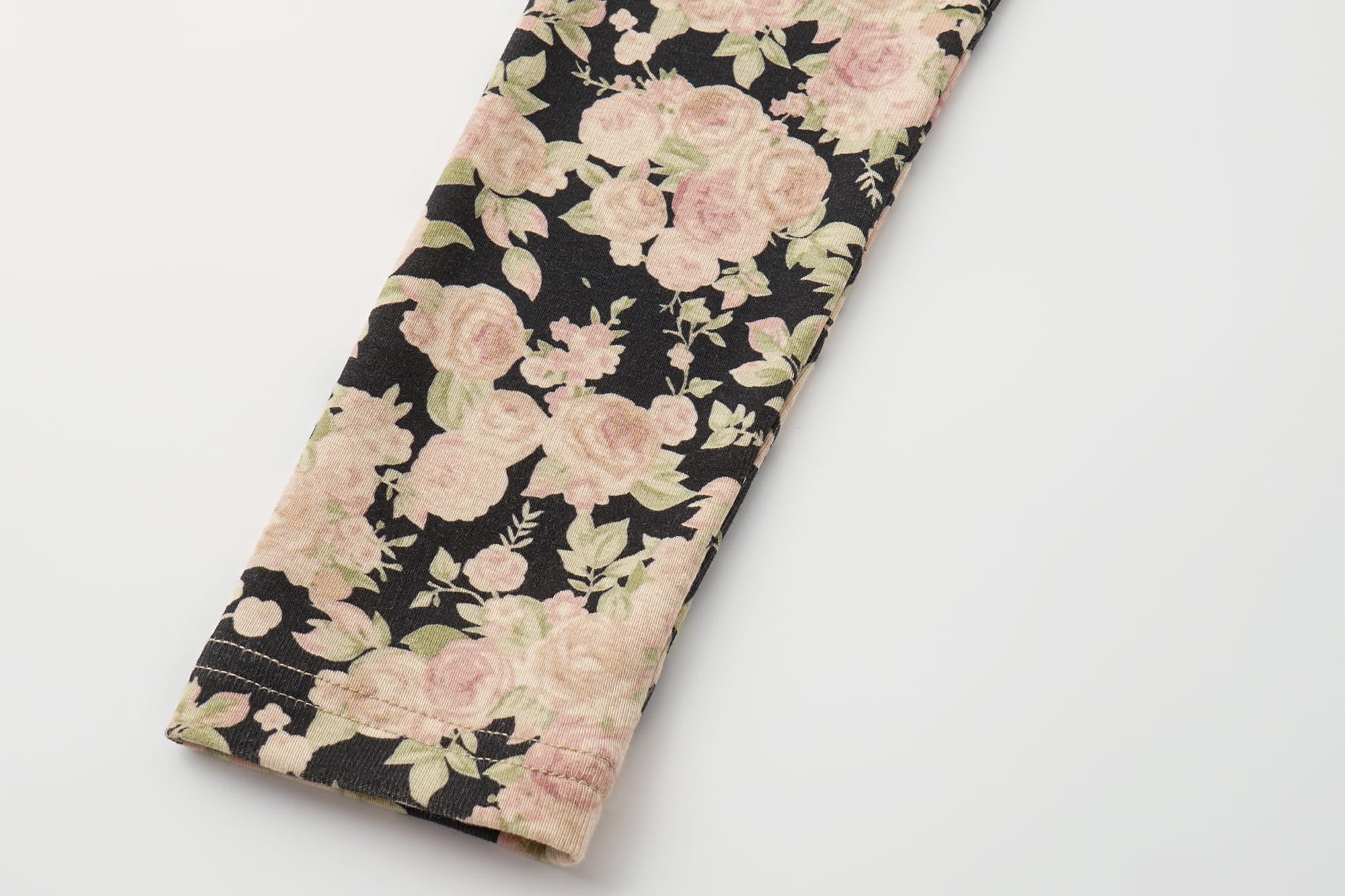 OINIMI Full-Print Floral Henley Cardigan