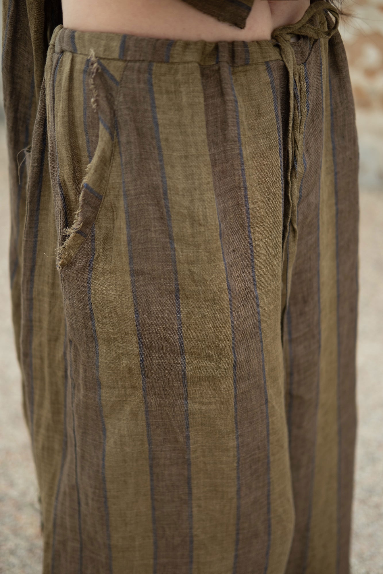 INCH LIM Striped Raw-Edge Drawstring Wide-Leg Pants