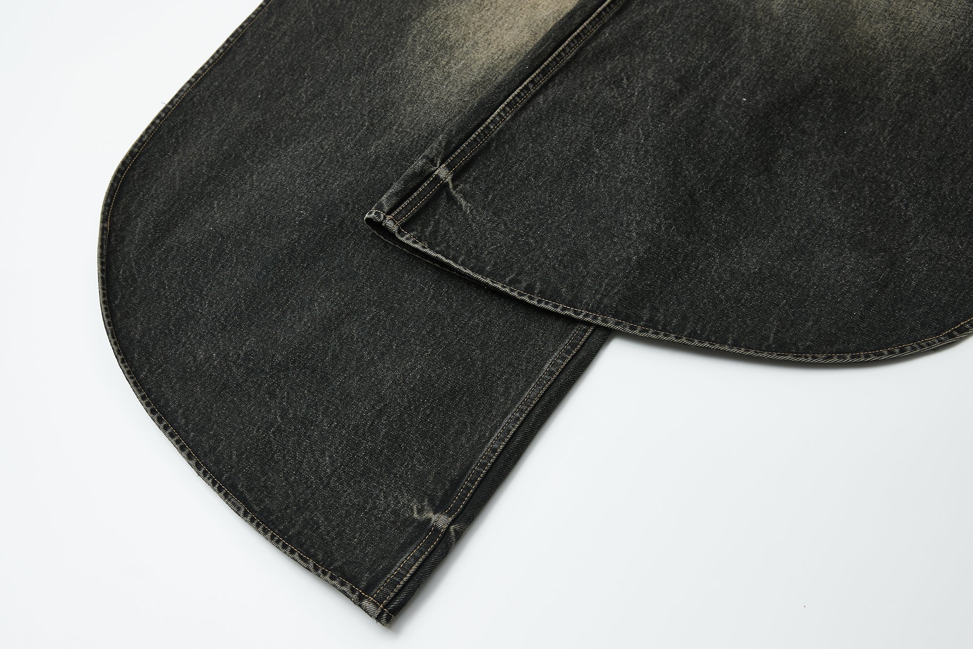 VERSION9 Dirty Fit Barrel-Leg Jeans